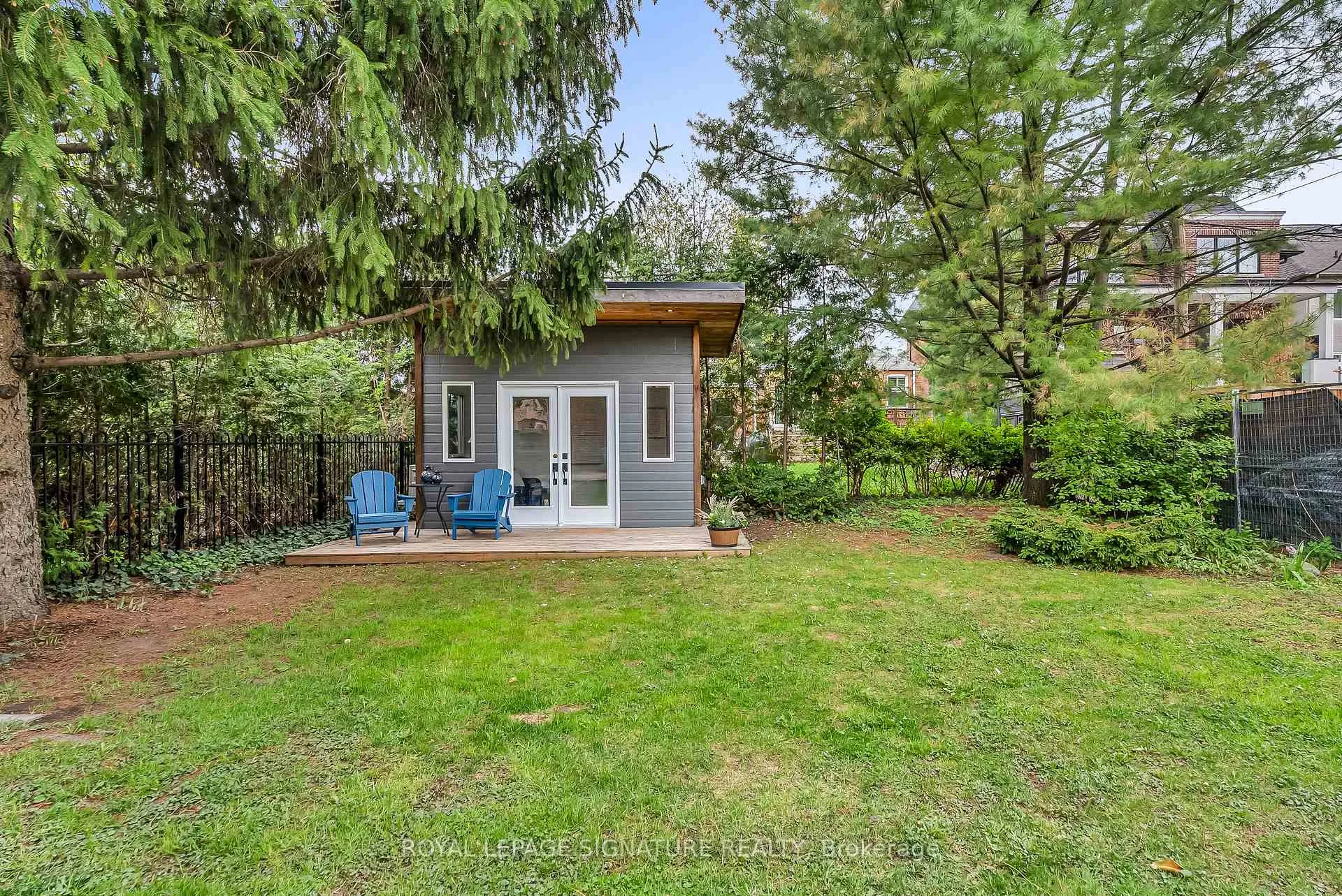 Photo 32 of 31 Burncrest Drive, Toronto, Bedford Park-Nortown — HOMEH
