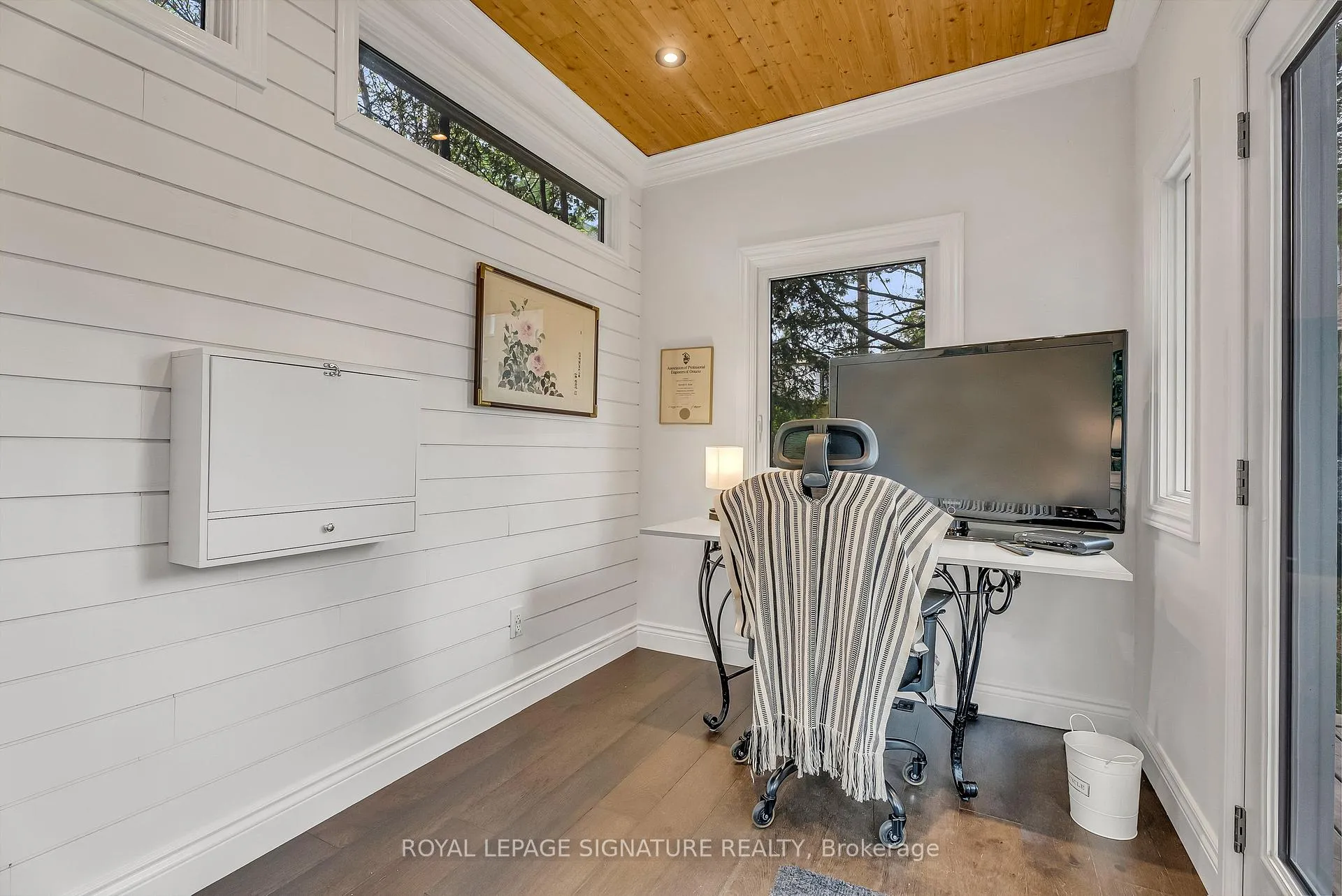 Photo 34 of 31 Burncrest Drive, Toronto, Bedford Park-Nortown — HOMEH