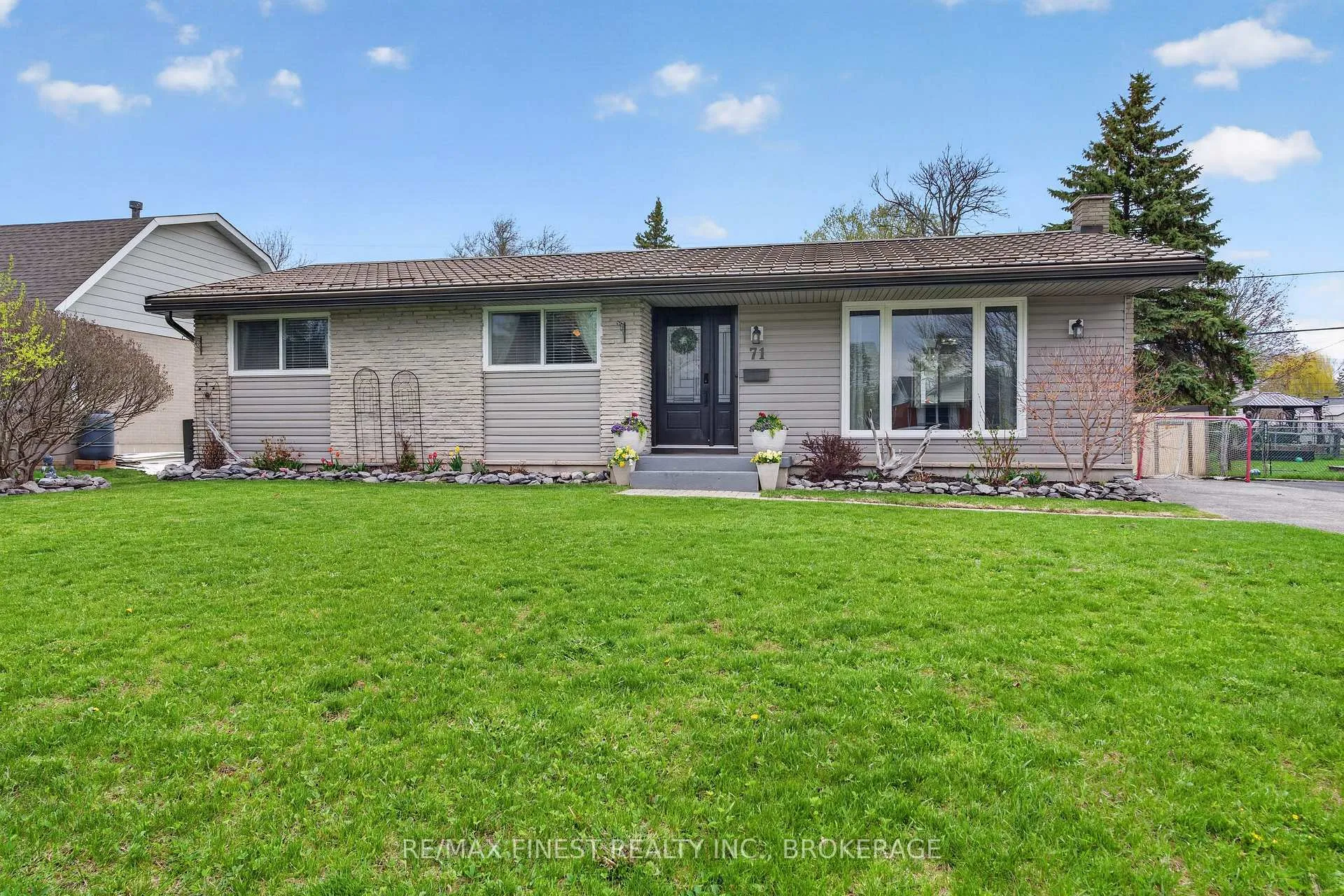 Photo 3 of 71 Littlefield Road, Loyalist, Amherstview — HOMEH