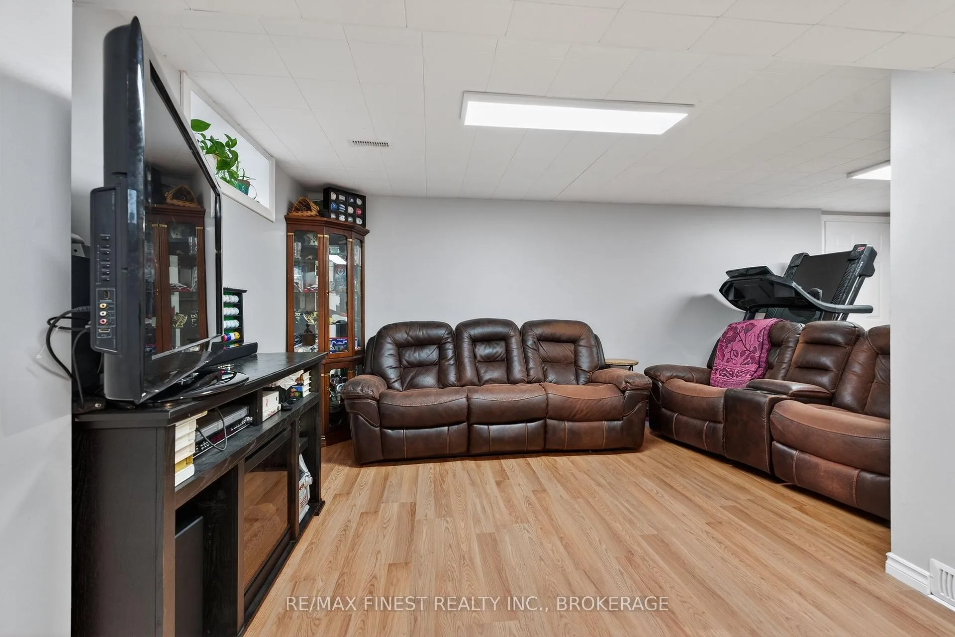 Photo 29 of 71 Littlefield Road, Loyalist, Amherstview — HOMEH
