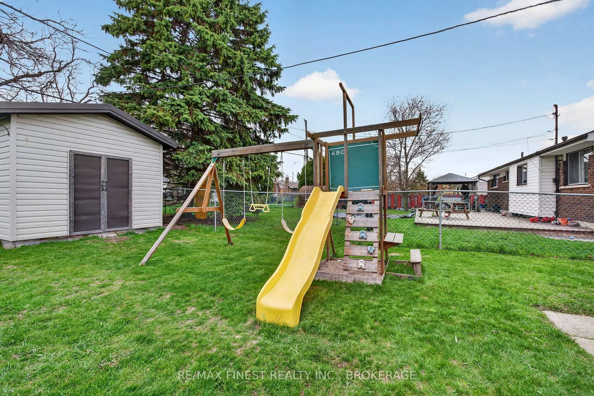 Photo 38 of 71 Littlefield Road, Loyalist, Amherstview — HOMEH