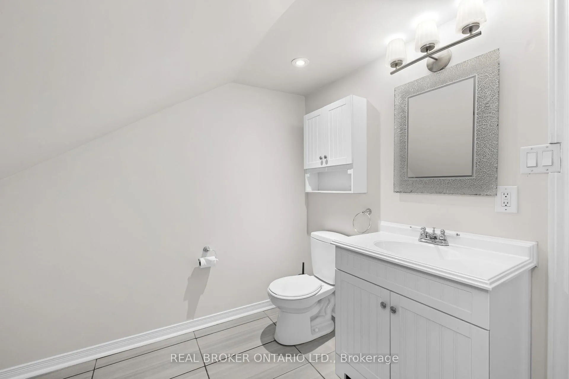 Photo 32 of 233 Bell Street, Arnprior — HOMEH