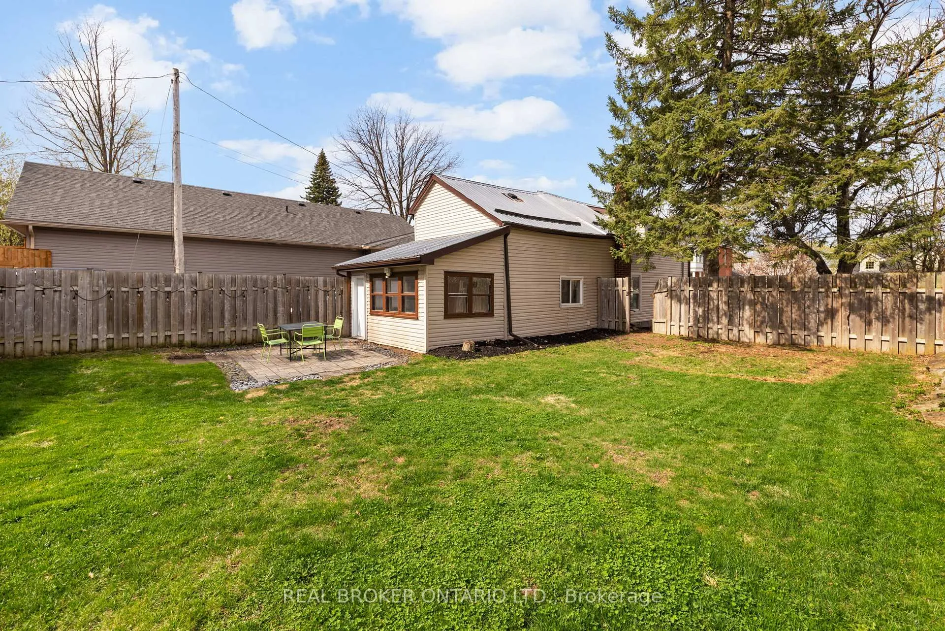 Photo 42 of 233 Bell Street, Arnprior — HOMEH
