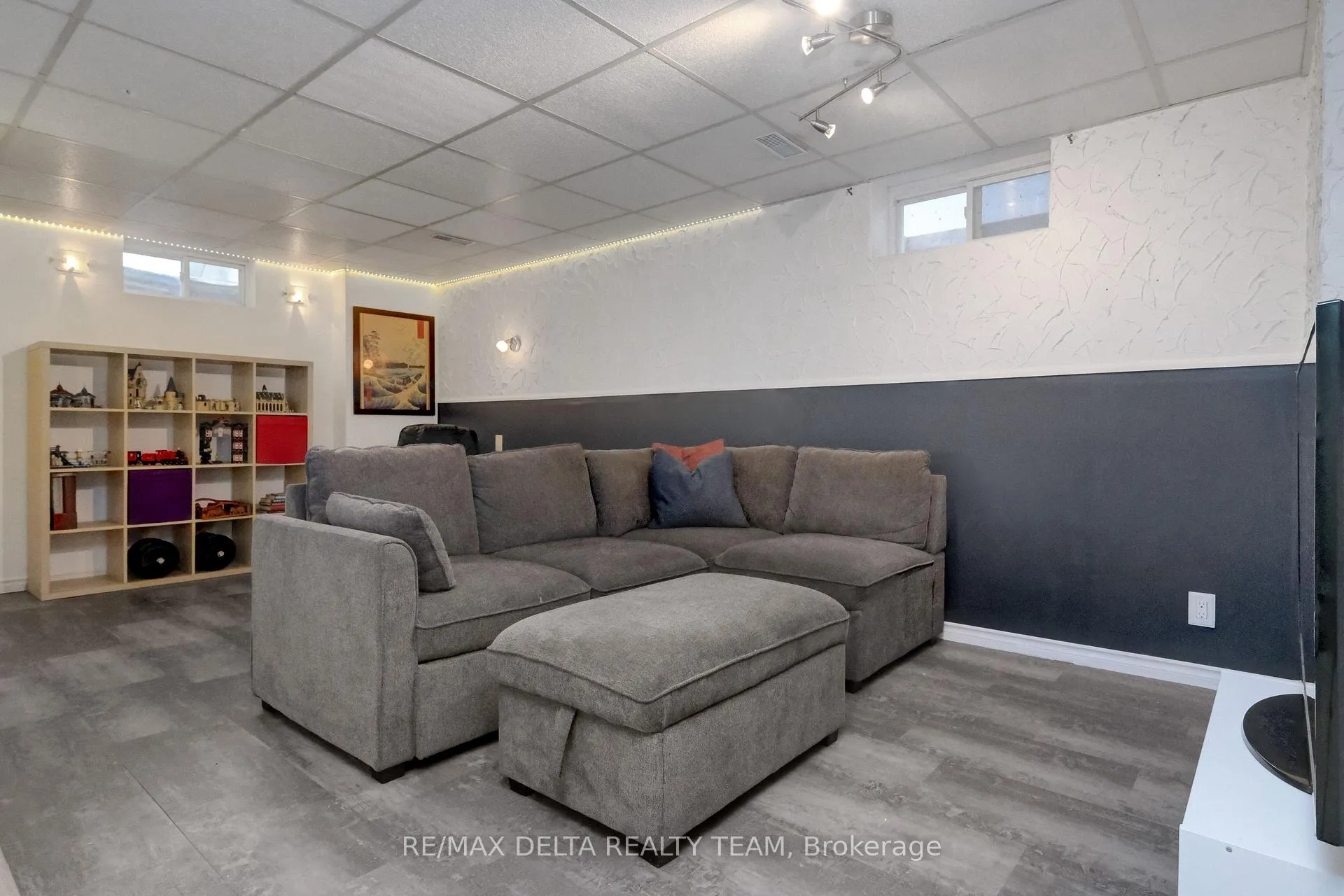Photo 25 of 2210 Bickerton Avenue, Ottawa, Beacon Hill North — HOMEH