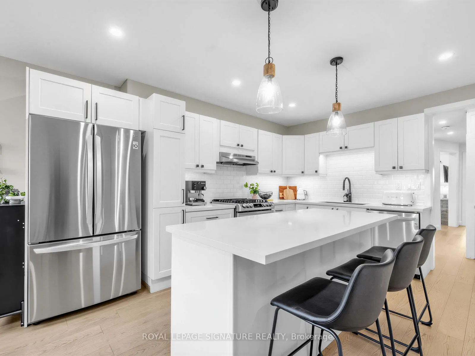 Photo 13 of 181 Gilbert Avenue, Toronto, Caledonia-Fairbank — HOMEH
