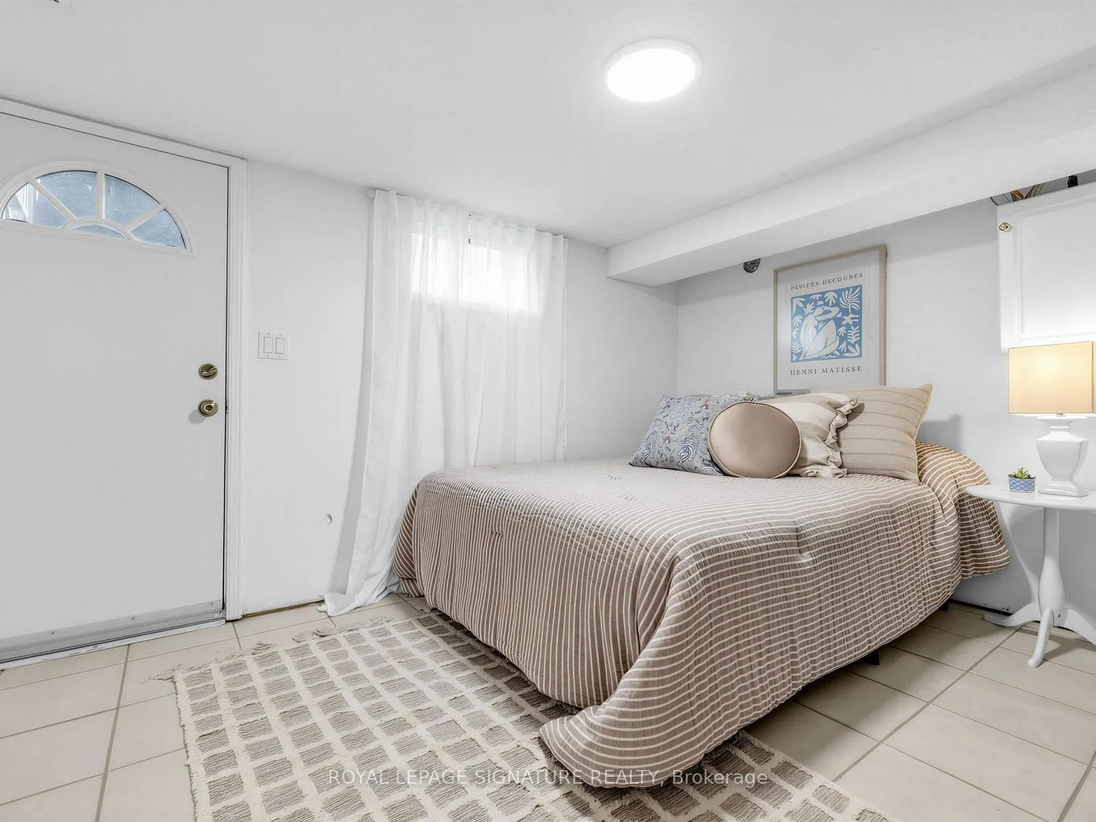 Photo 23 of 181 Gilbert Avenue, Toronto, Caledonia-Fairbank — HOMEH