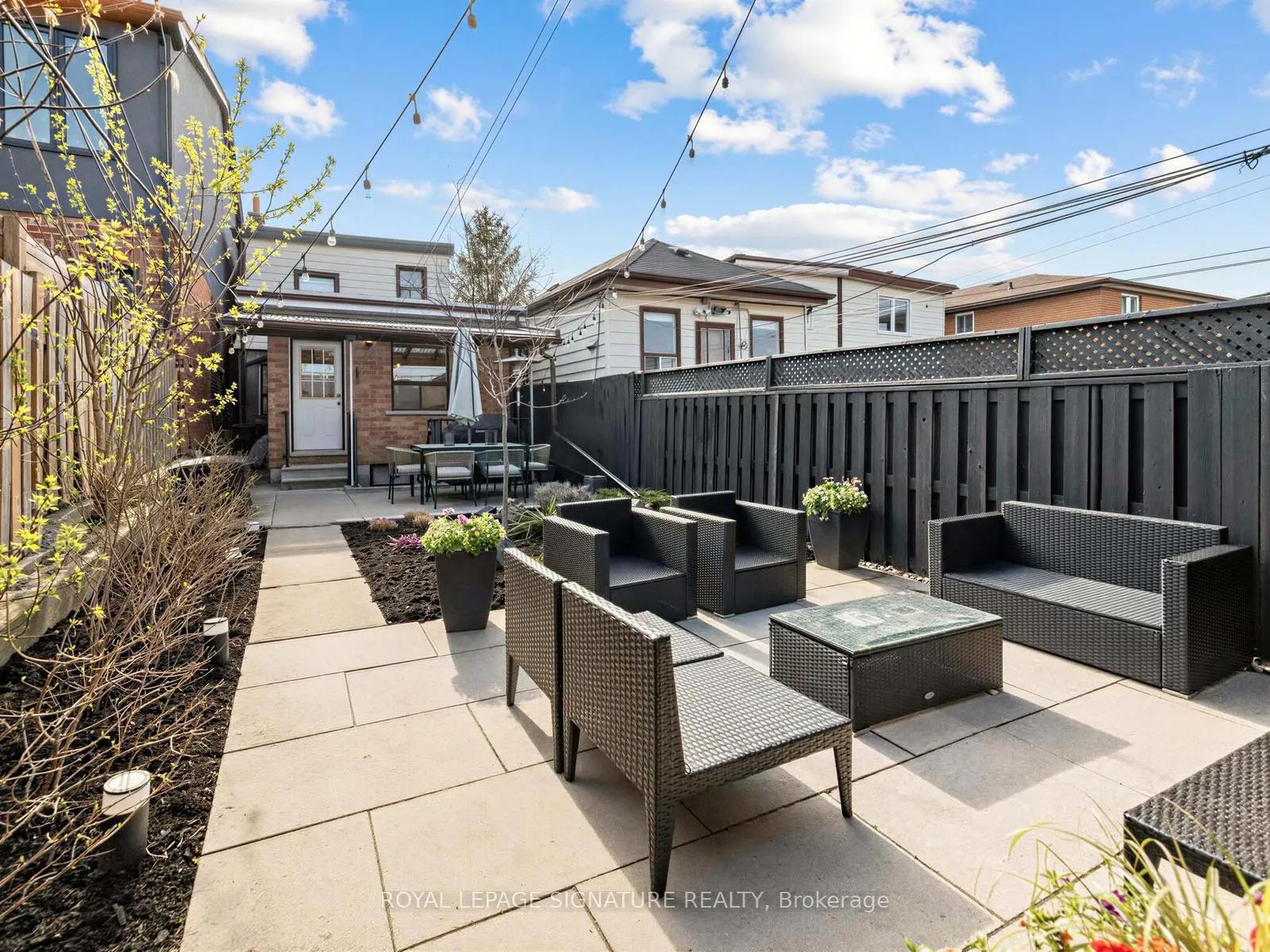 Photo 27 of 181 Gilbert Avenue, Toronto, Caledonia-Fairbank — HOMEH