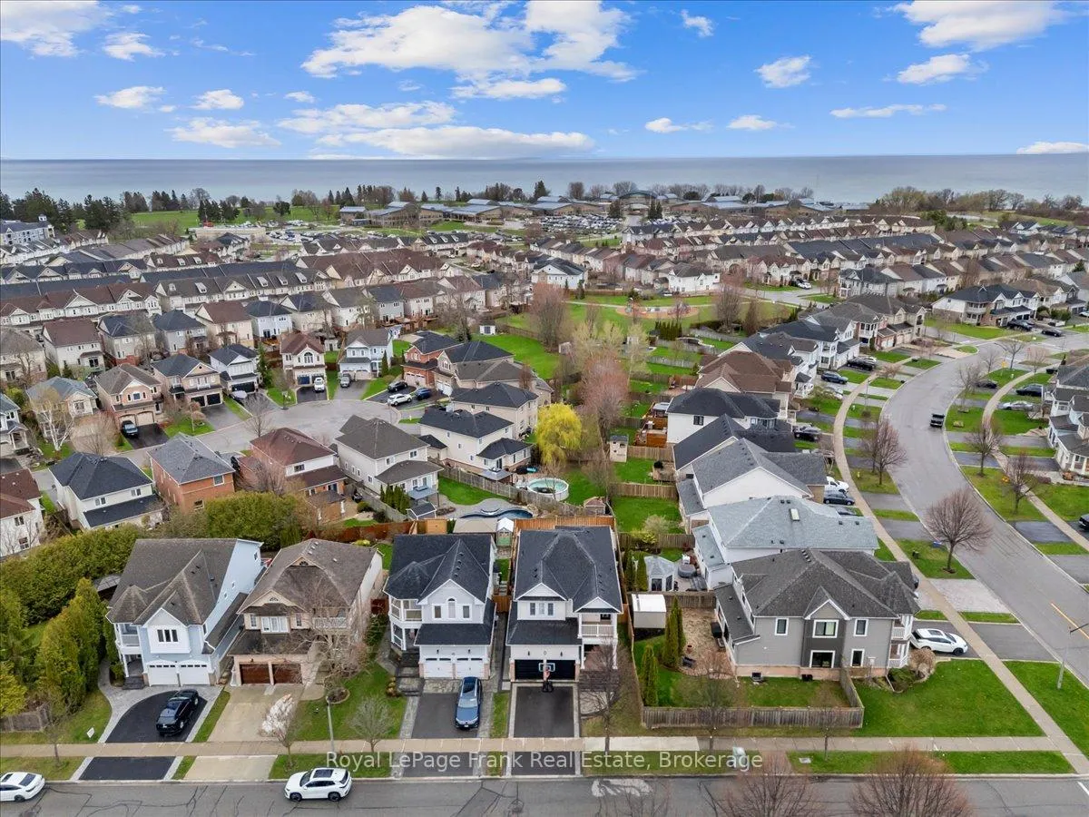 Photo 3 of 67 Scadding Avenue, Whitby, Port Whitby — HOMEH