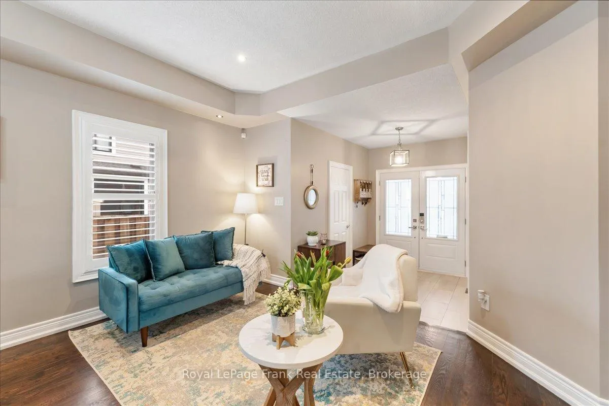 Photo 7 of 67 Scadding Avenue, Whitby, Port Whitby — HOMEH