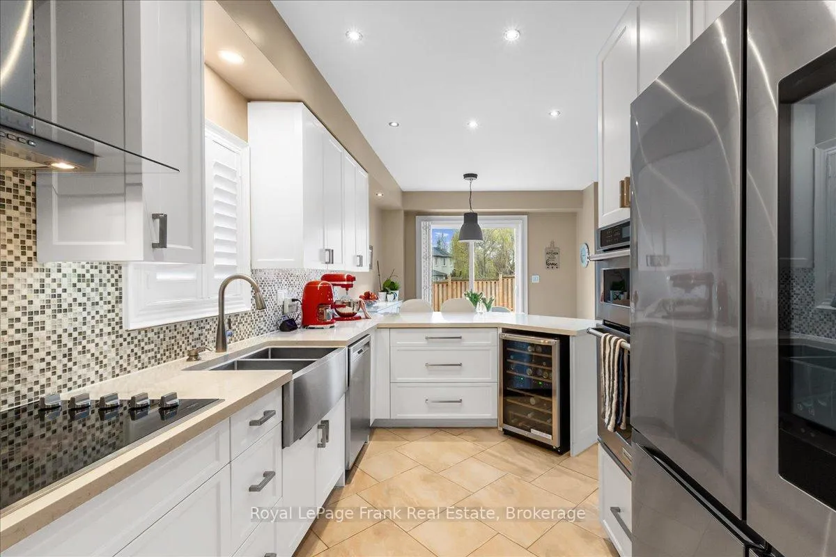 Photo 16 of 67 Scadding Avenue, Whitby, Port Whitby — HOMEH