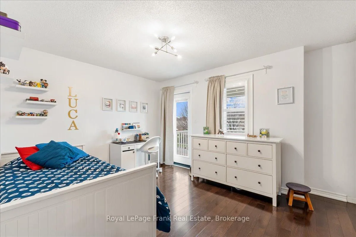 Photo 25 of 67 Scadding Avenue, Whitby, Port Whitby — HOMEH