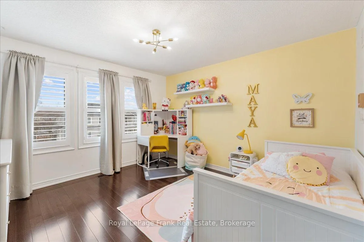 Photo 26 of 67 Scadding Avenue, Whitby, Port Whitby — HOMEH