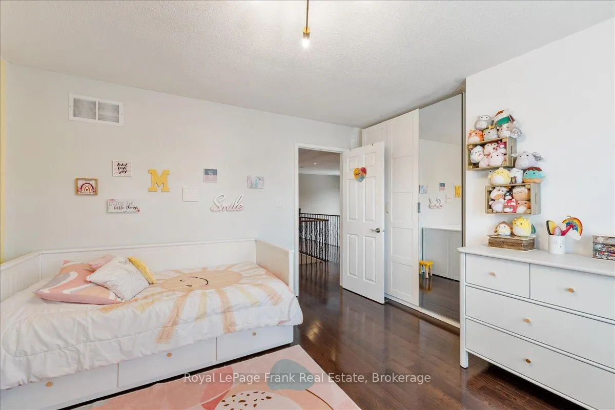 Photo 27 of 67 Scadding Avenue, Whitby, Port Whitby — HOMEH