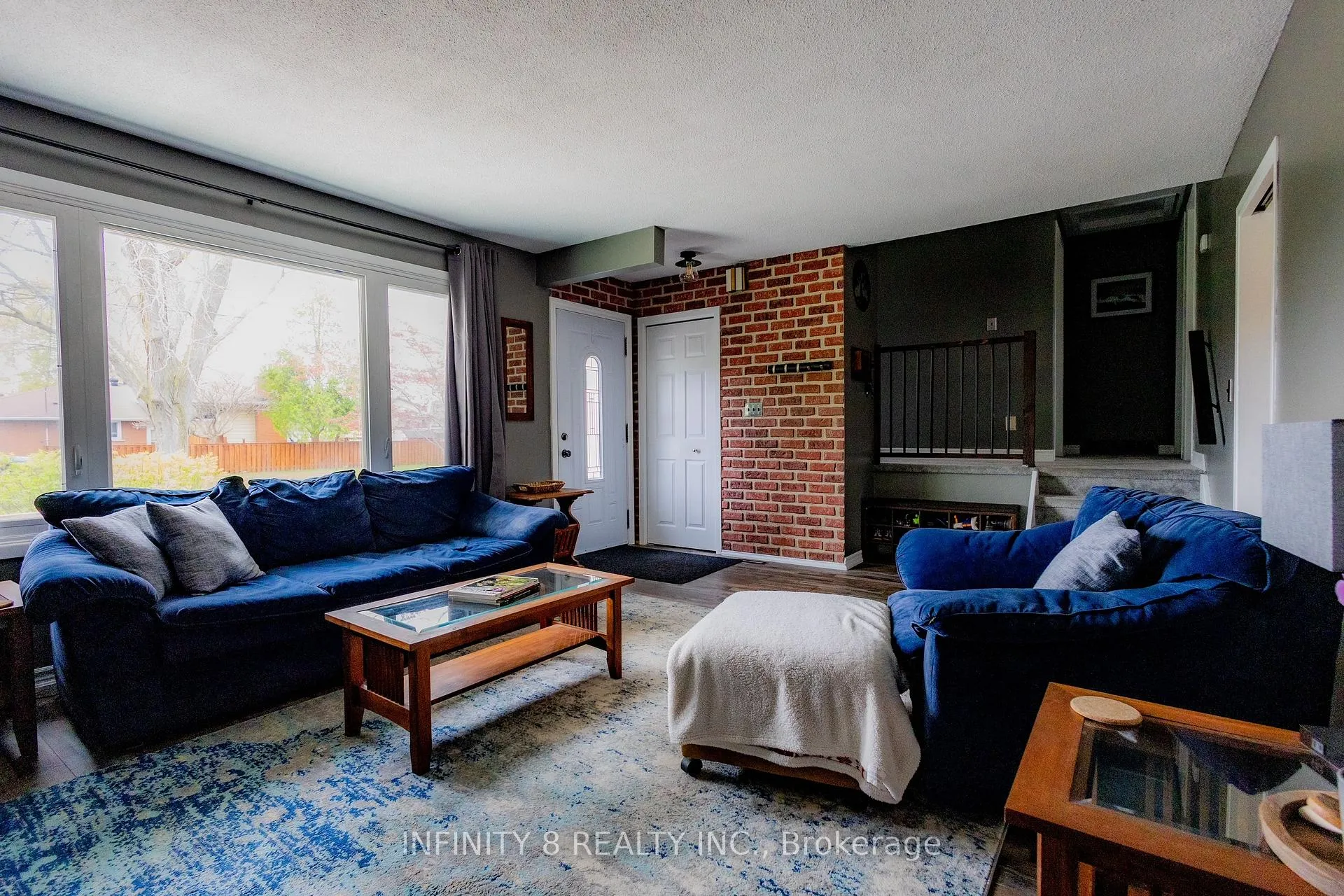 Photo 4 of 38 Crescentwood Drive, St. Catharines, Lakeport — HOMEH