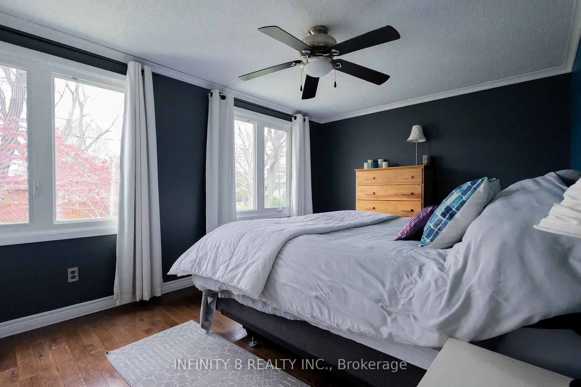 Photo 10 of 38 Crescentwood Drive, St. Catharines, Lakeport — HOMEH