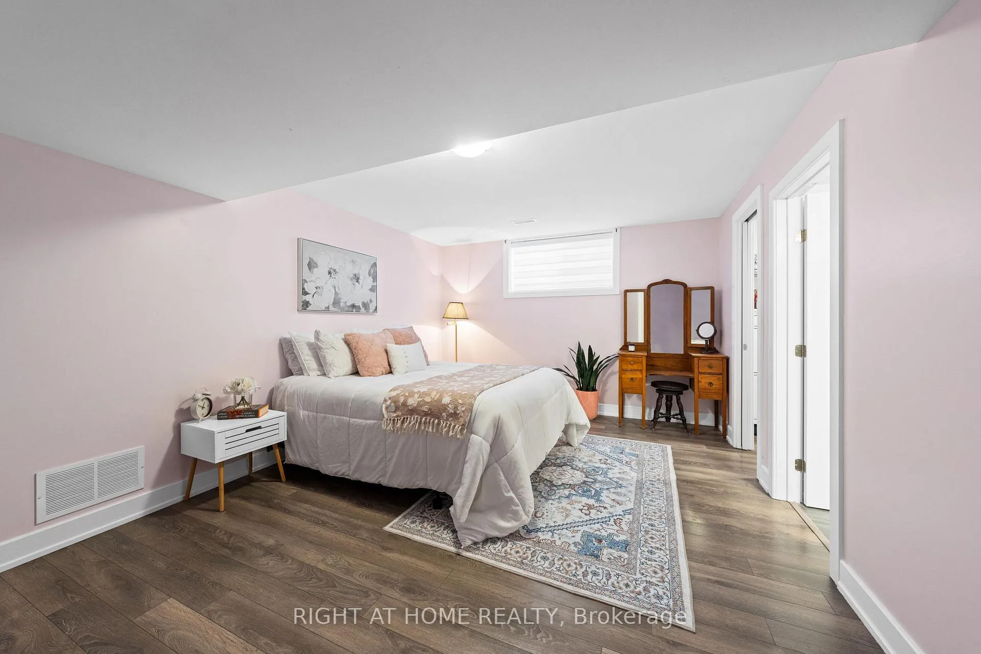 Photo 42 of 424 Golden Springs Drive, Ottawa, Riverside South/Gloucester Glen — HOMEH