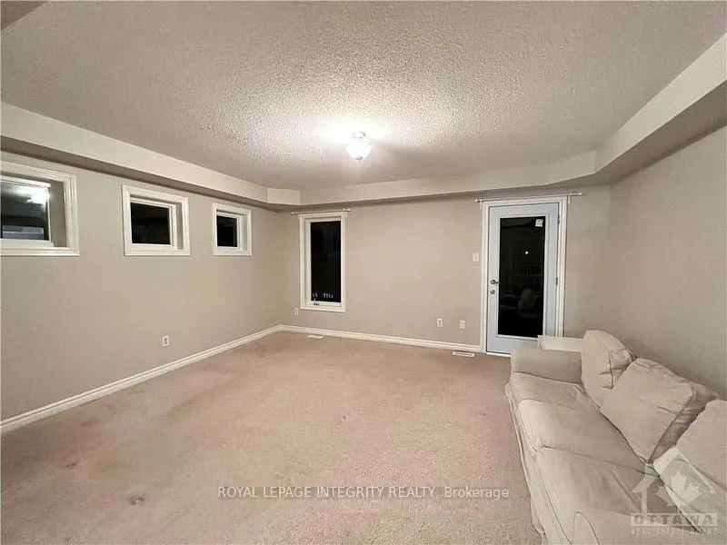 Photo 11 of 3881 Strandherd Drive, Ottawa, Barrhaven - Heritage Park — HOMEH
