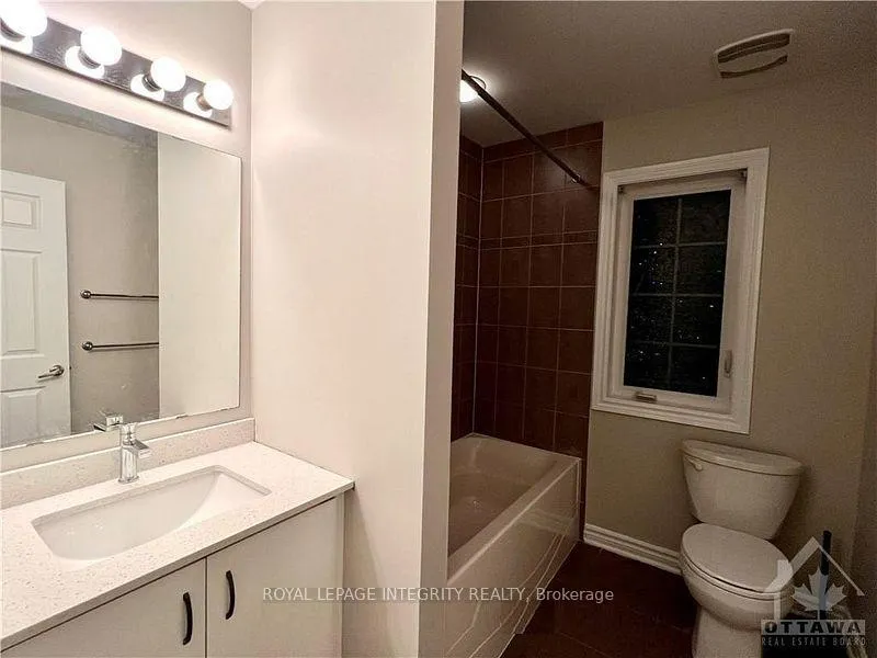 Photo 18 of 3881 Strandherd Drive, Ottawa, Barrhaven - Heritage Park — HOMEH