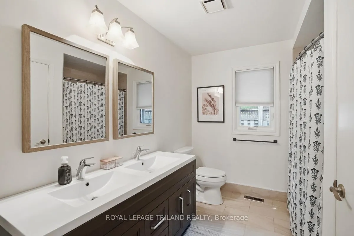 Photo 20 of 42 Mapleton Place, London, South B — HOMEH