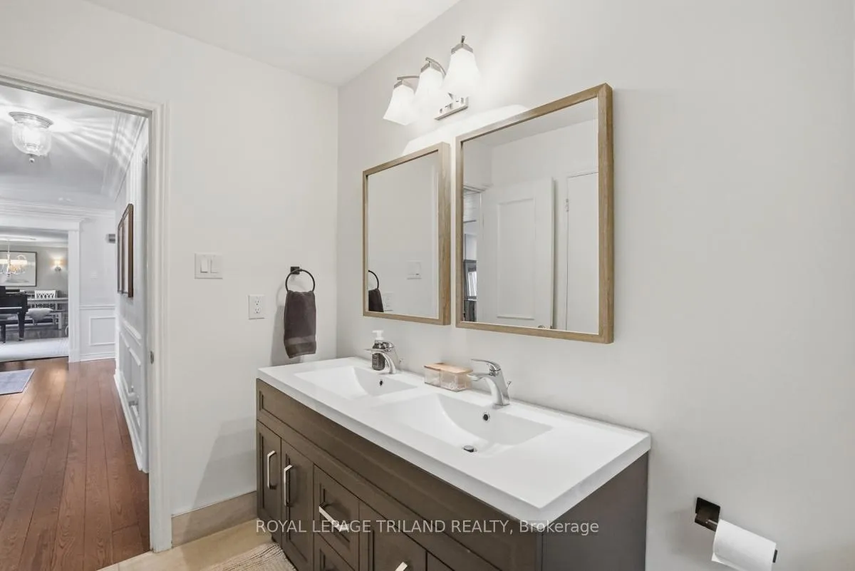 Photo 21 of 42 Mapleton Place, London, South B — HOMEH