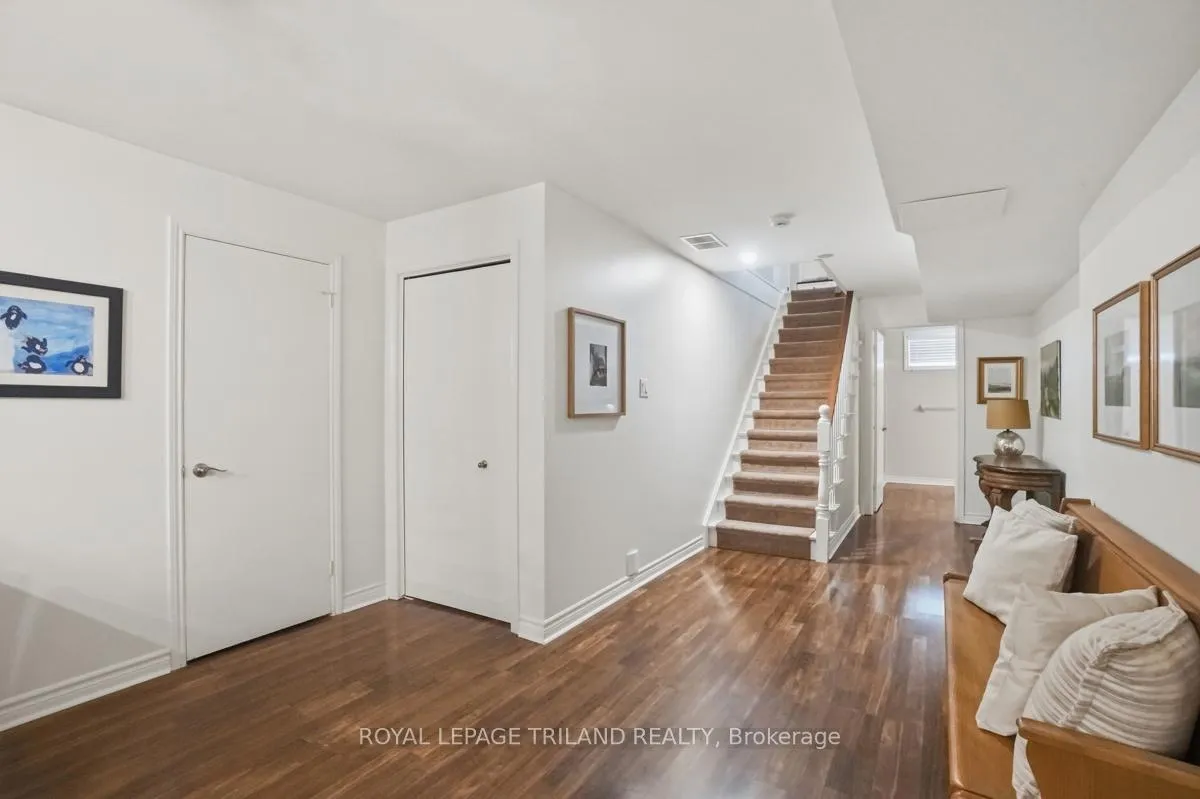 Photo 25 of 42 Mapleton Place, London, South B — HOMEH