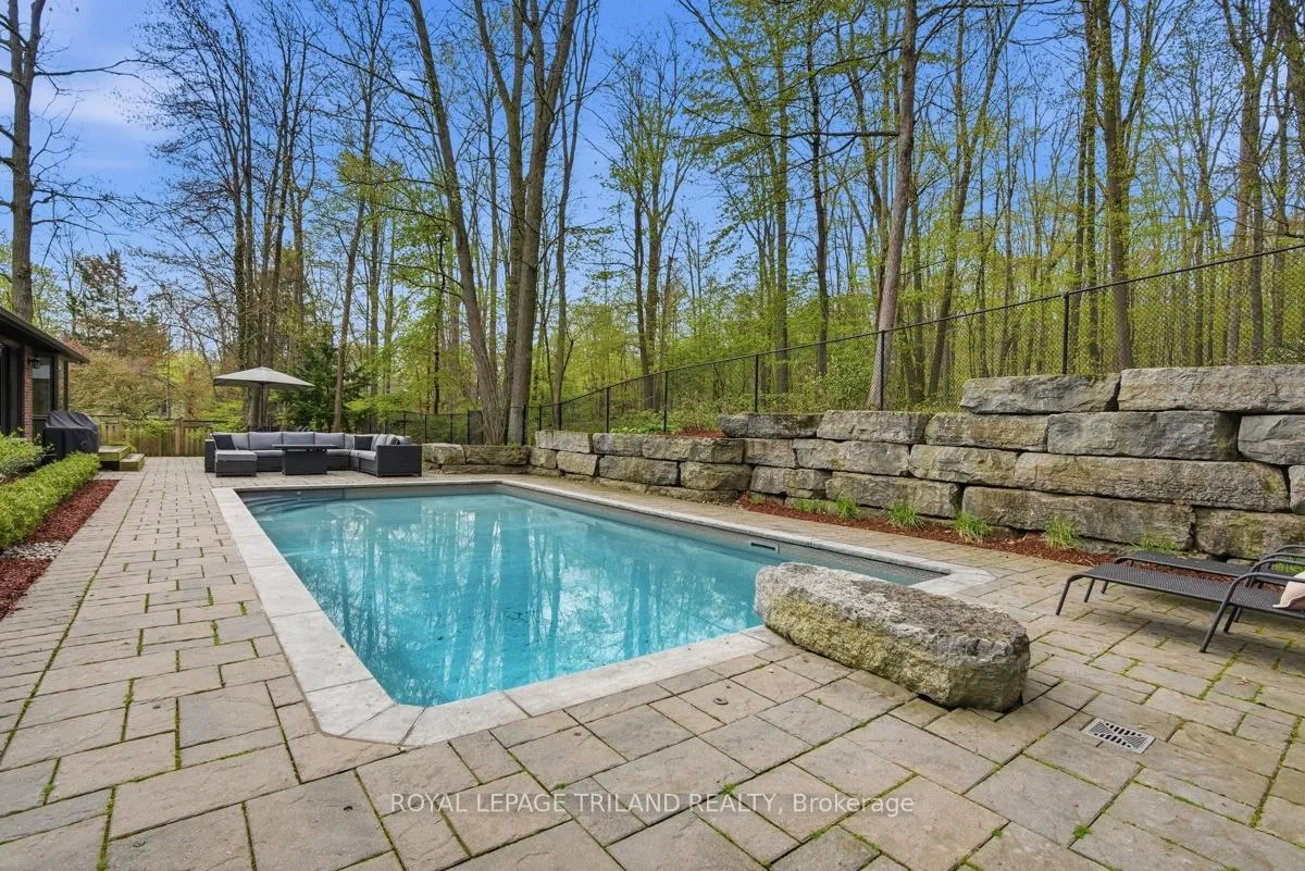 Photo 41 of 42 Mapleton Place, London, South B — HOMEH