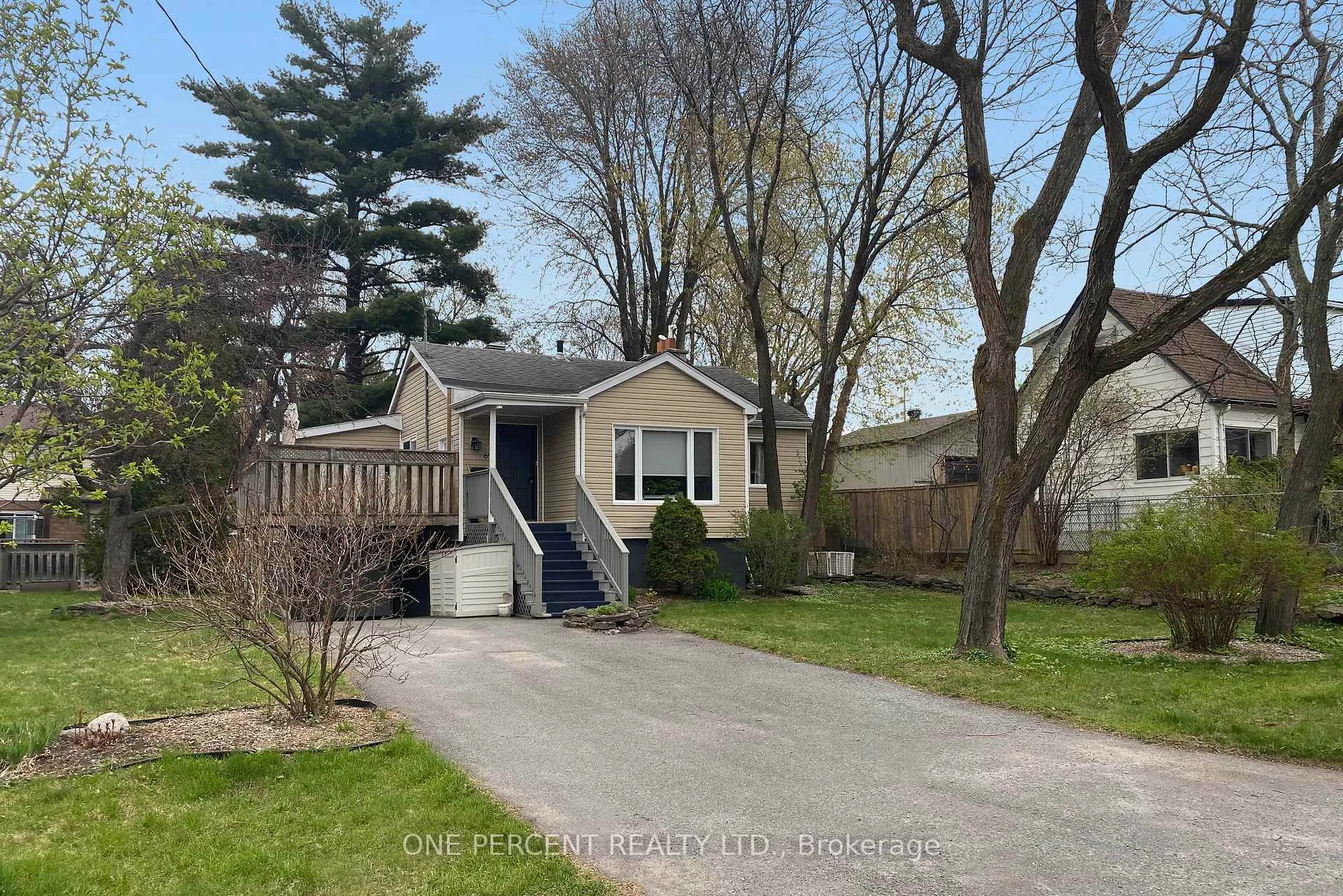Photo 2 of 69 Burland Street, Ottawa, Britannia — HOMEH