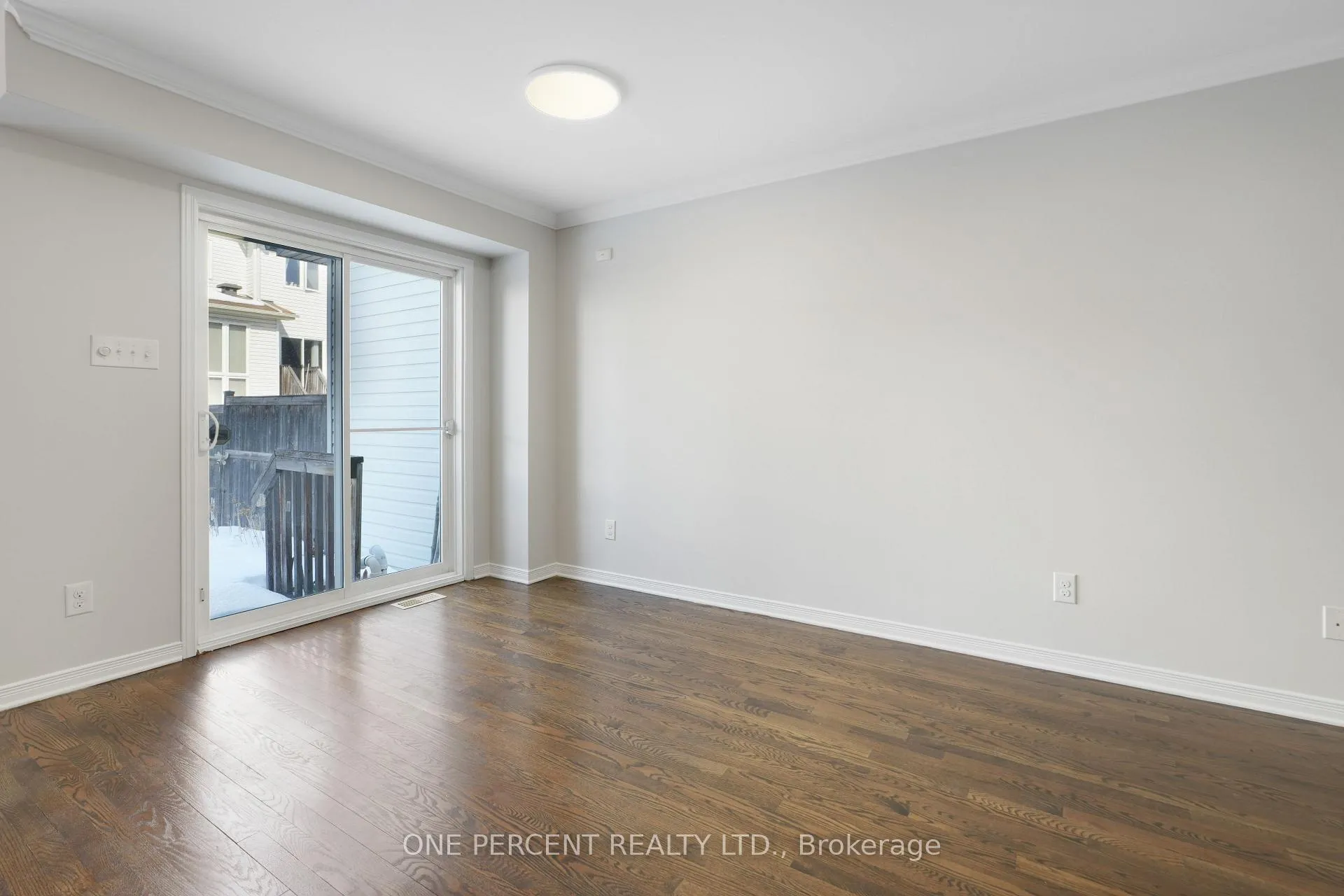 Photo 11 of 209 Rolling Meadow Crescent, Ottawa, Mer Bleue/Bradley Estates/Anderson Park — HOMEH