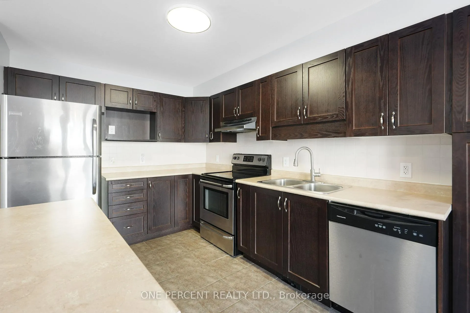 Photo 14 of 209 Rolling Meadow Crescent, Ottawa, Mer Bleue/Bradley Estates/Anderson Park — HOMEH