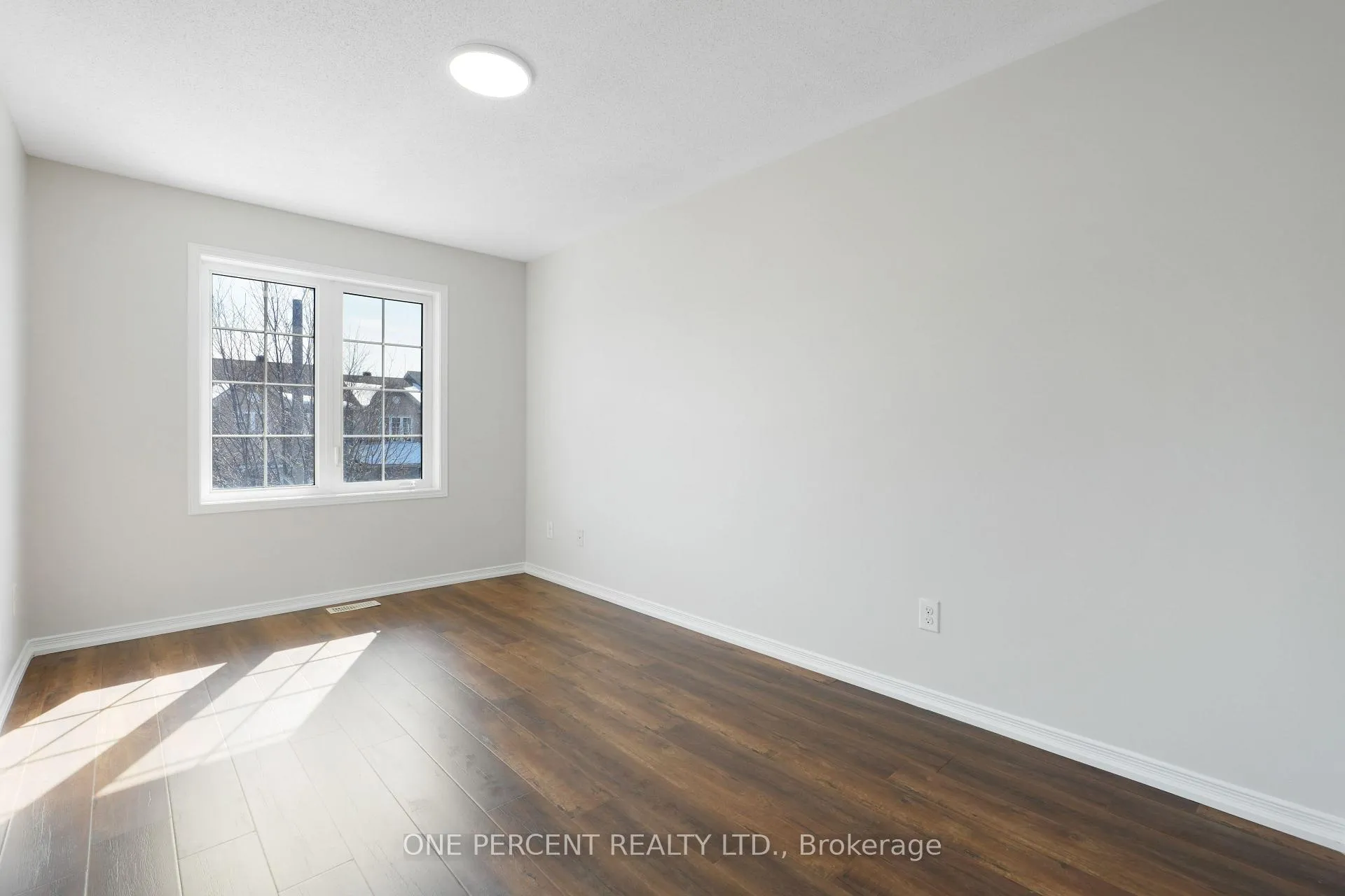 Photo 25 of 209 Rolling Meadow Crescent, Ottawa, Mer Bleue/Bradley Estates/Anderson Park — HOMEH