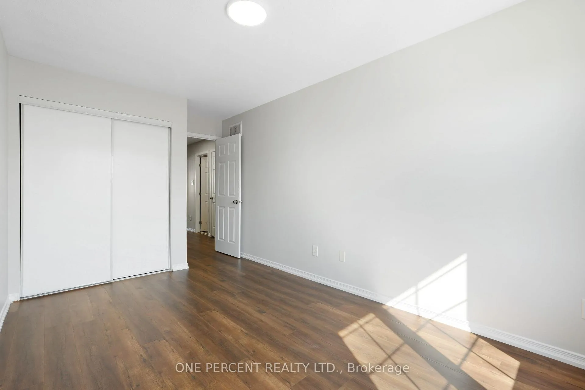 Photo 26 of 209 Rolling Meadow Crescent, Ottawa, Mer Bleue/Bradley Estates/Anderson Park — HOMEH