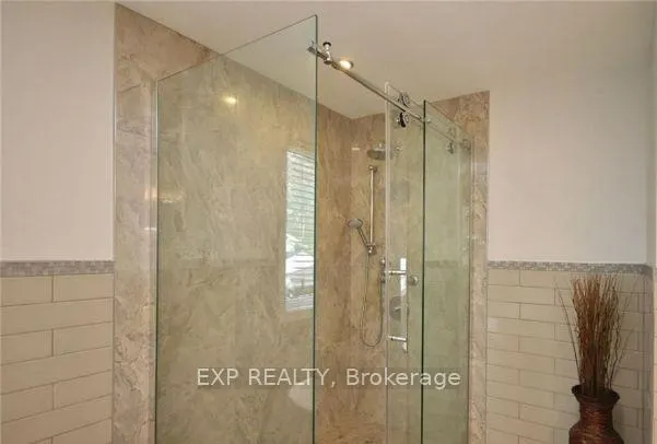 Photo 17 of 1326 Fontenay Crescent, Ottawa, South Keys — HOMEH