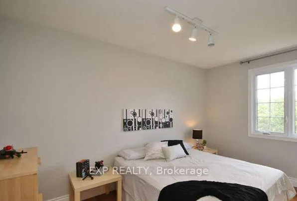 Photo 20 of 1326 Fontenay Crescent, Ottawa, South Keys — HOMEH