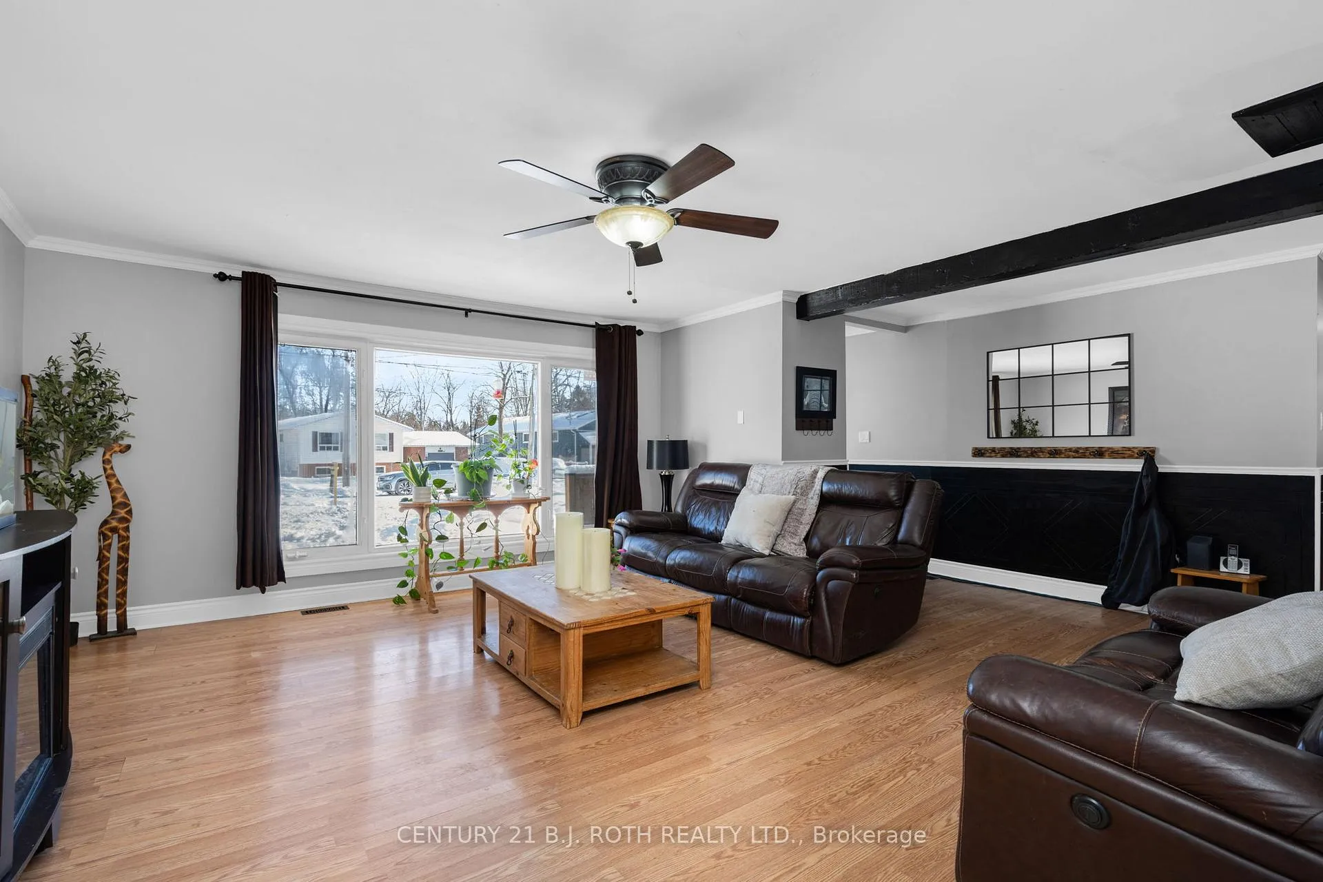 Photo 8 of 1032 Gilmore Avenue, Innisfil, Lefroy — HOMEH