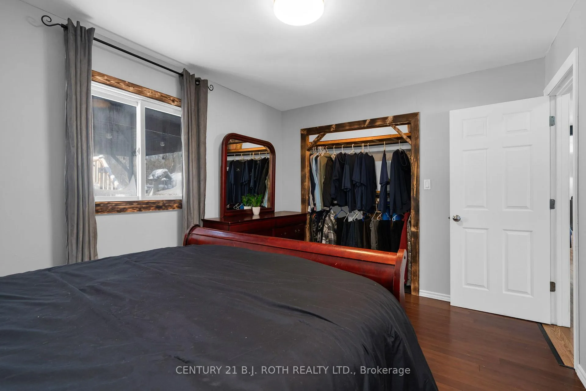 Photo 16 of 1032 Gilmore Avenue, Innisfil, Lefroy — HOMEH