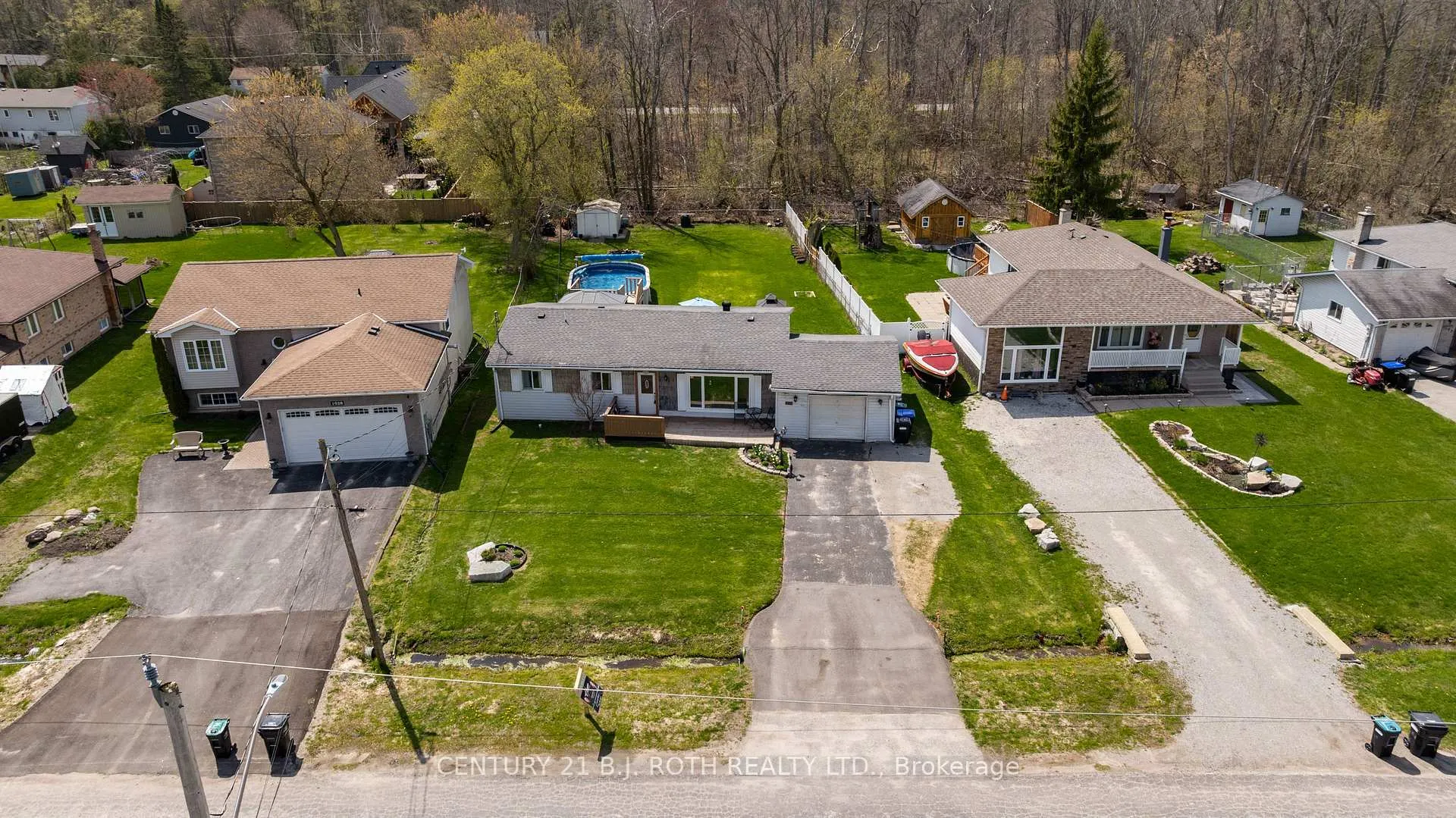 Photo 28 of 1032 Gilmore Avenue, Innisfil, Lefroy — HOMEH