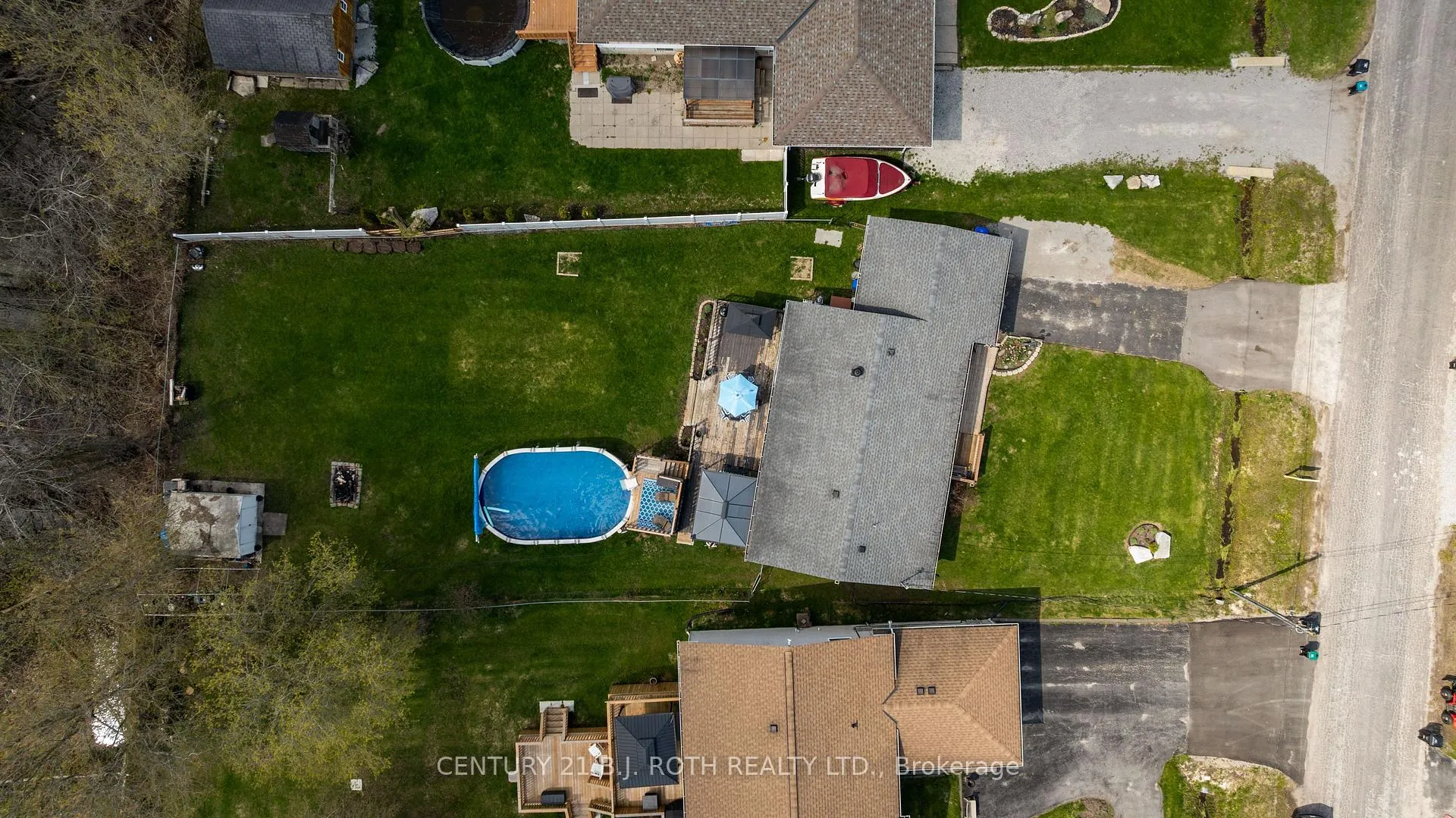 Photo 30 of 1032 Gilmore Avenue, Innisfil, Lefroy — HOMEH
