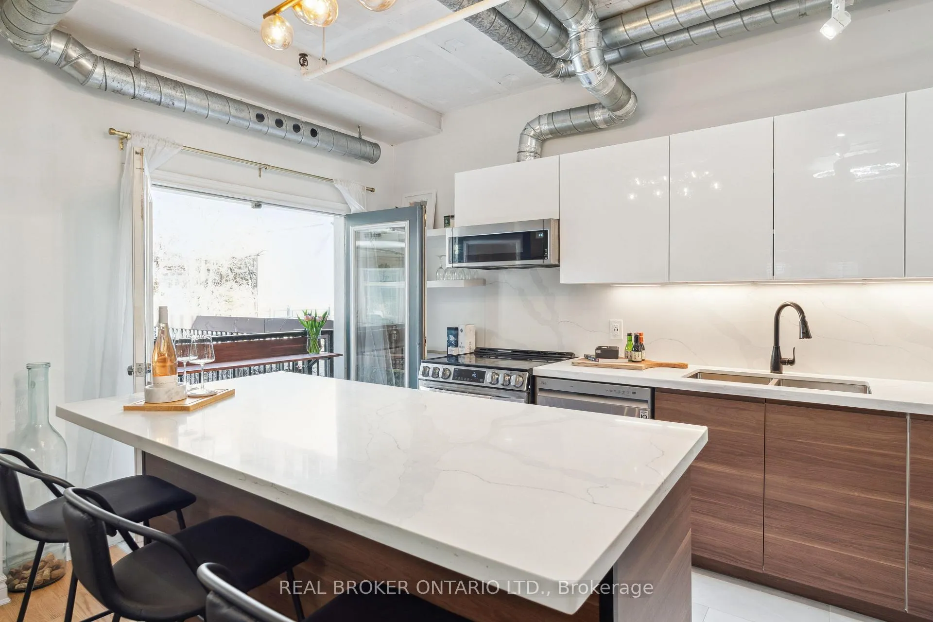 Photo 10 of Unit 146, 78 St Patrick Street, Toronto, Kensington-Chinatown — HOMEH