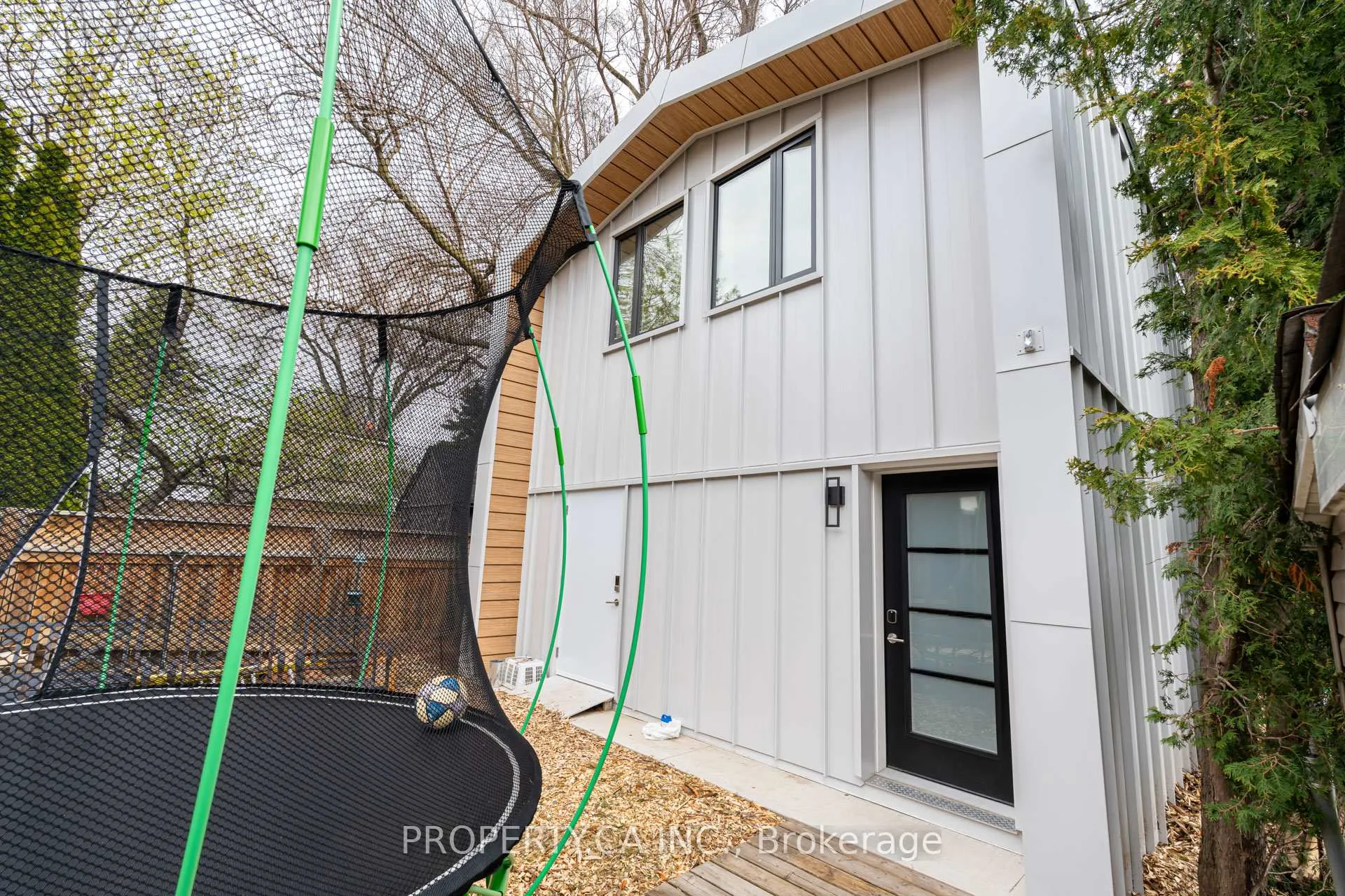 Photo 44 of Unit Garden Suite, 1063 Logan Avenue, Toronto, Playter Estates-Danforth — HOMEH