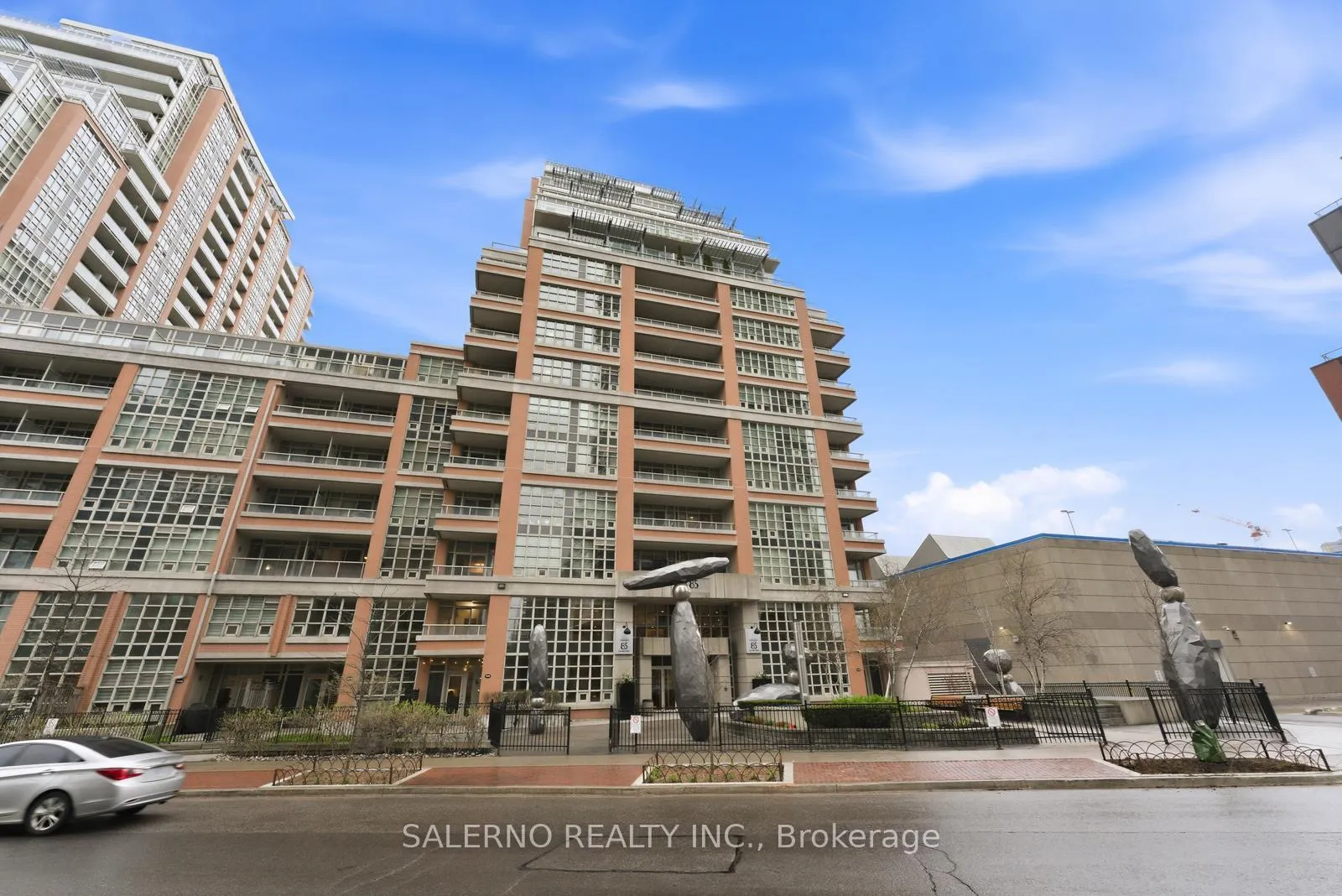 Front of Unit 1417, 85 East Liberty Street