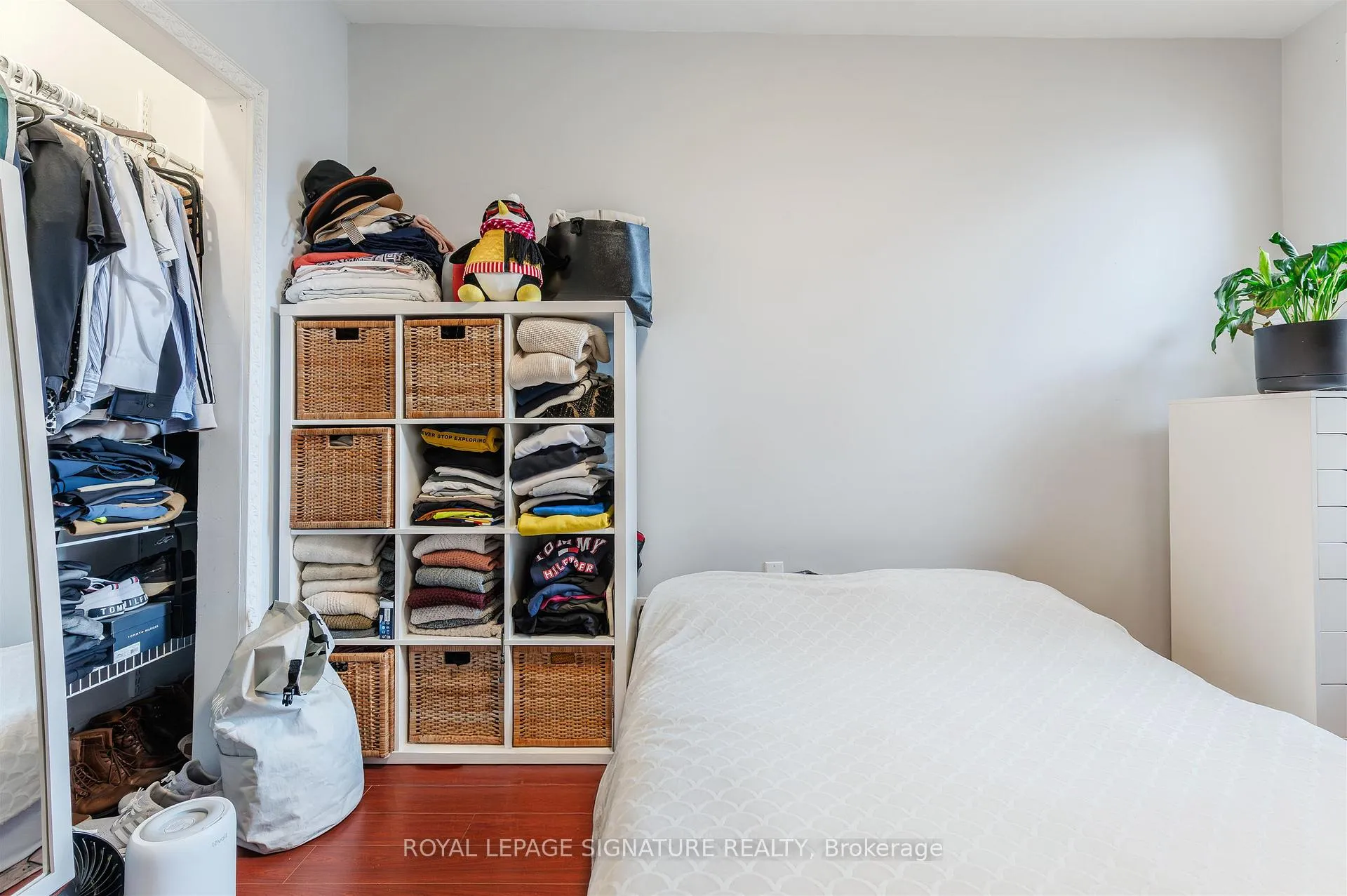 Photo 11 of 42 Sorauren Avenue, Toronto, Roncesvalles — HOMEH