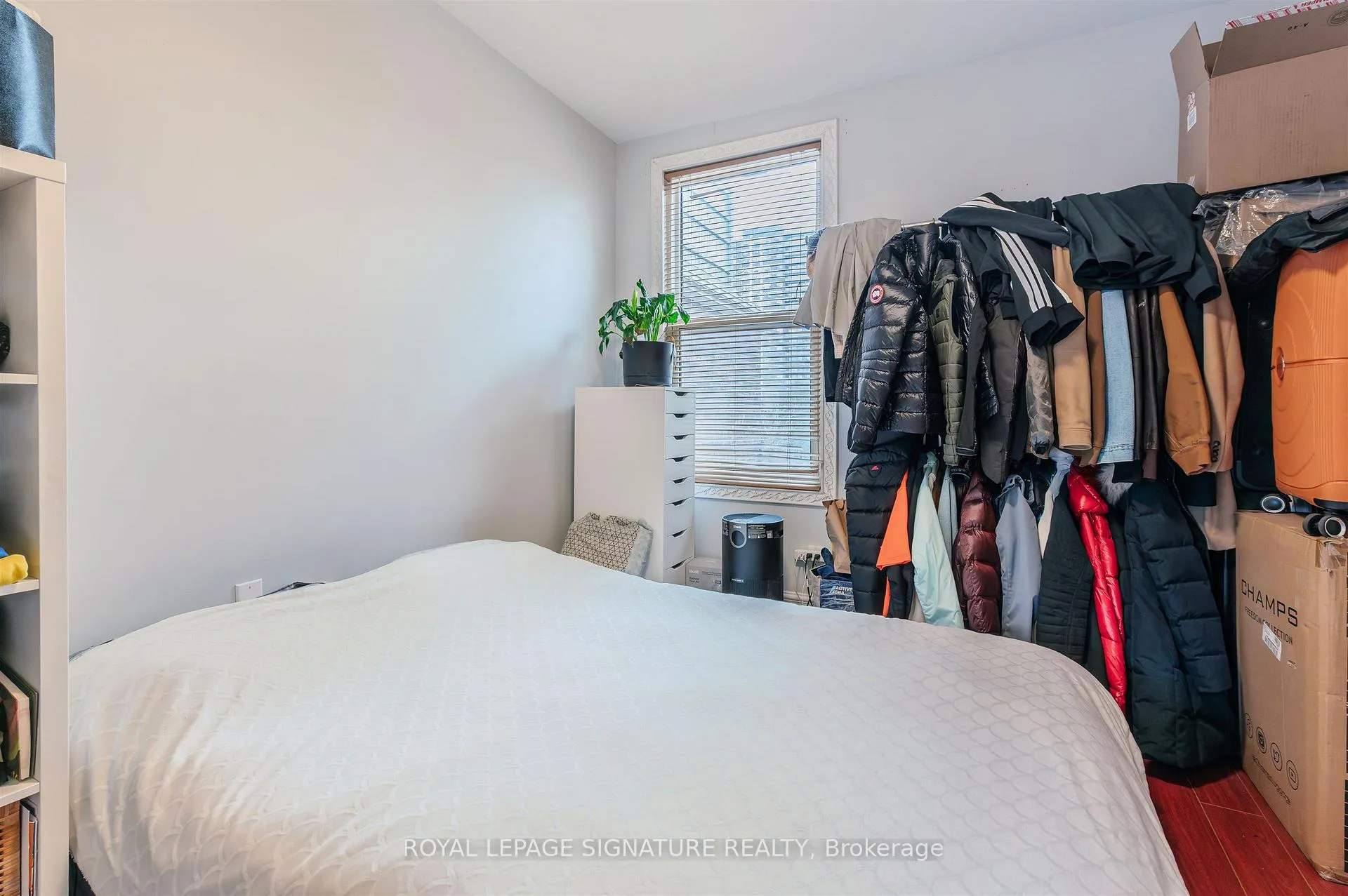 Photo 12 of 42 Sorauren Avenue, Toronto, Roncesvalles — HOMEH