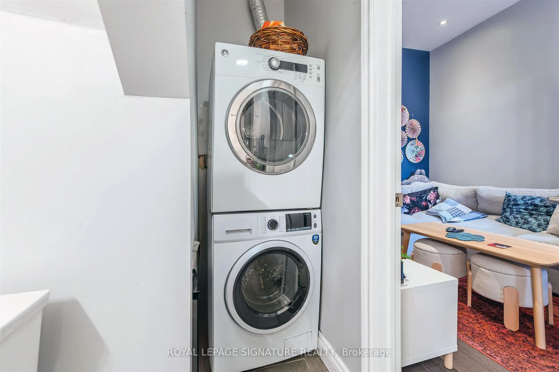 Photo 13 of 42 Sorauren Avenue, Toronto, Roncesvalles — HOMEH