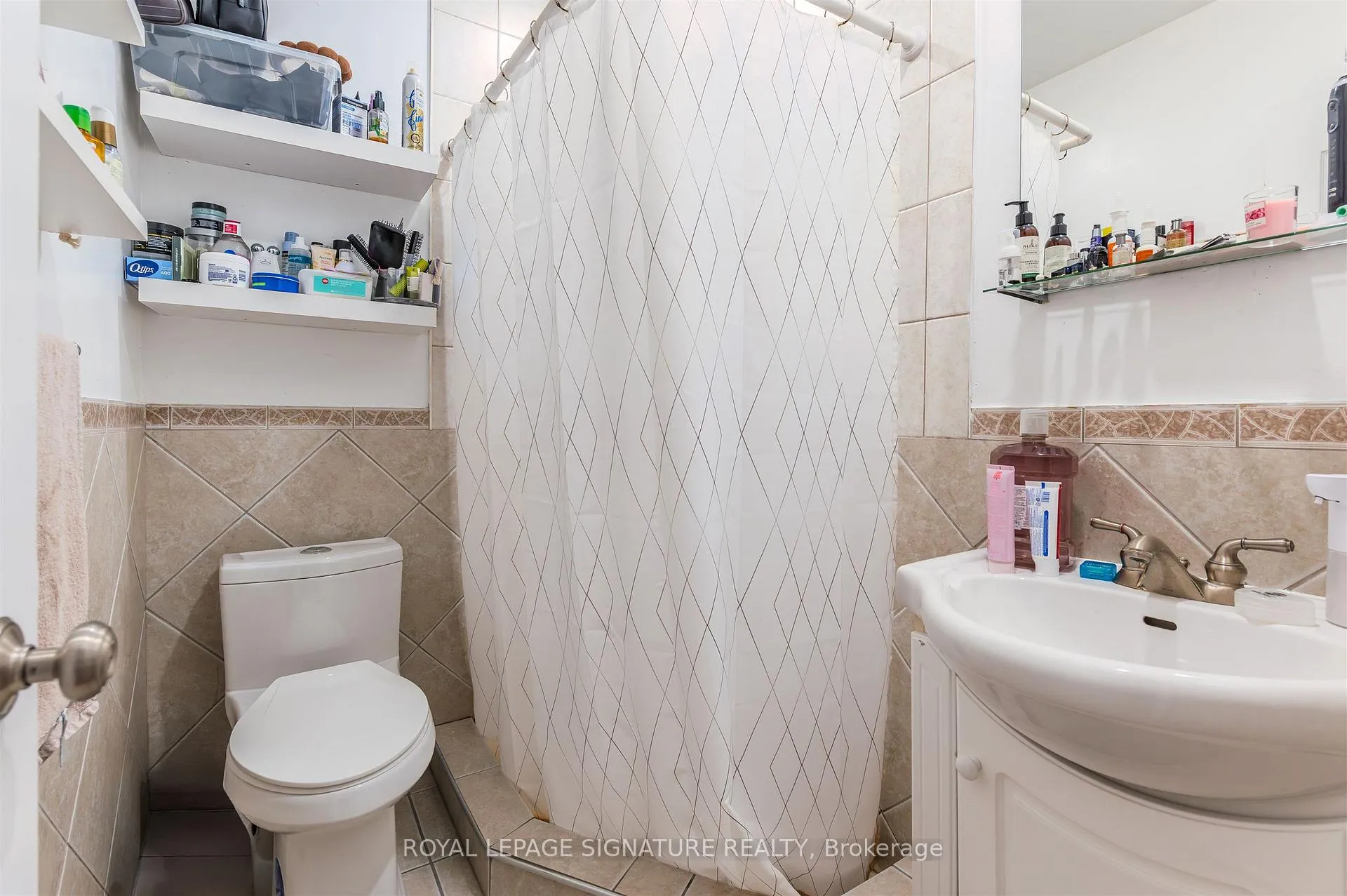 Photo 14 of 42 Sorauren Avenue, Toronto, Roncesvalles — HOMEH