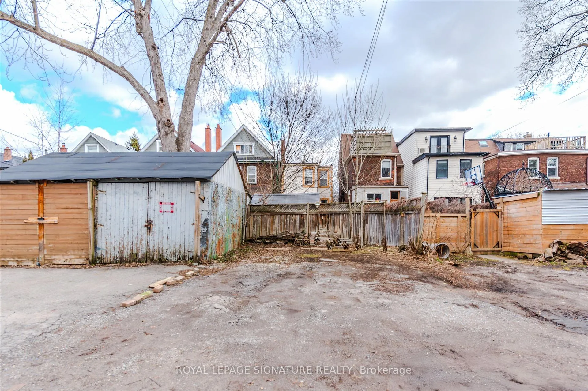 Photo 36 of 42 Sorauren Avenue, Toronto, Roncesvalles — HOMEH
