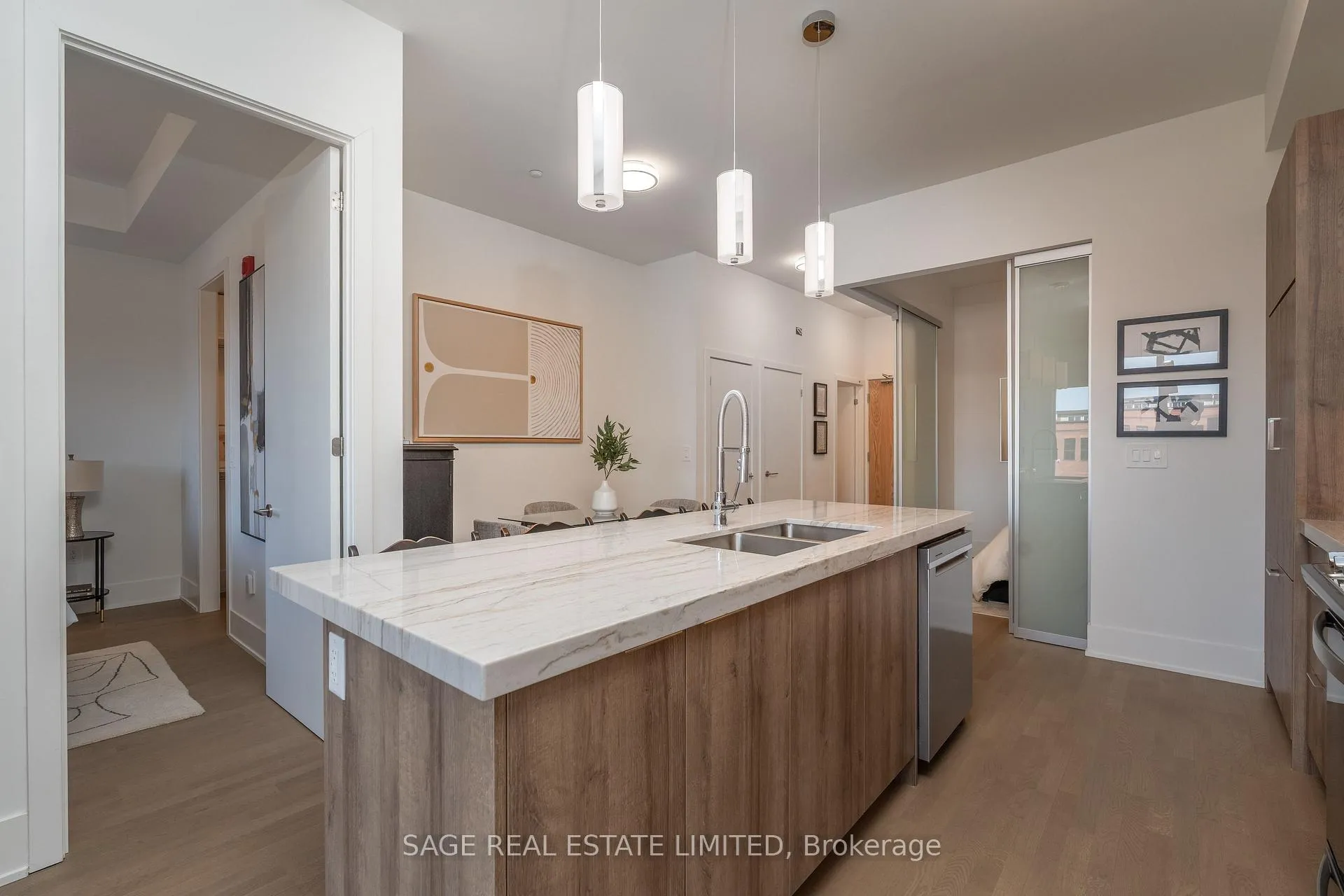 Photo 5 of Unit 405, 495 Logan Avenue, Toronto, North Riverdale — HOMEH
