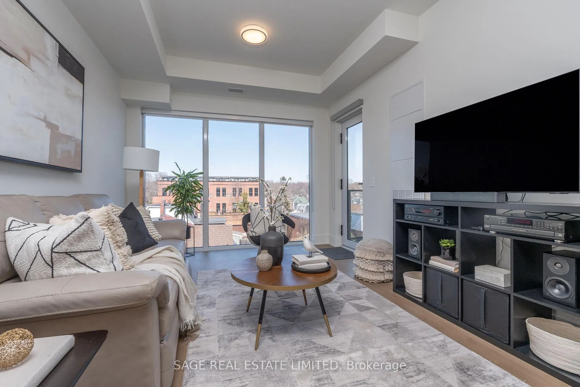 Photo 7 of Unit 405, 495 Logan Avenue, Toronto, North Riverdale — HOMEH