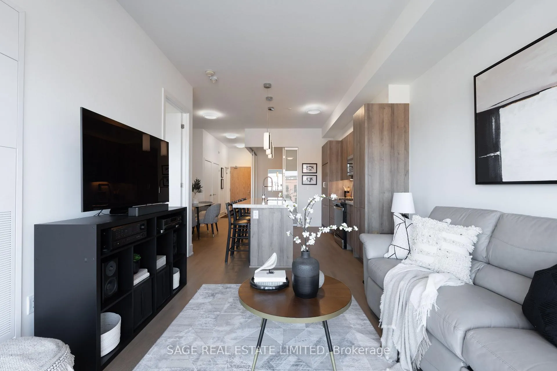 Photo 9 of Unit 405, 495 Logan Avenue, Toronto, North Riverdale — HOMEH