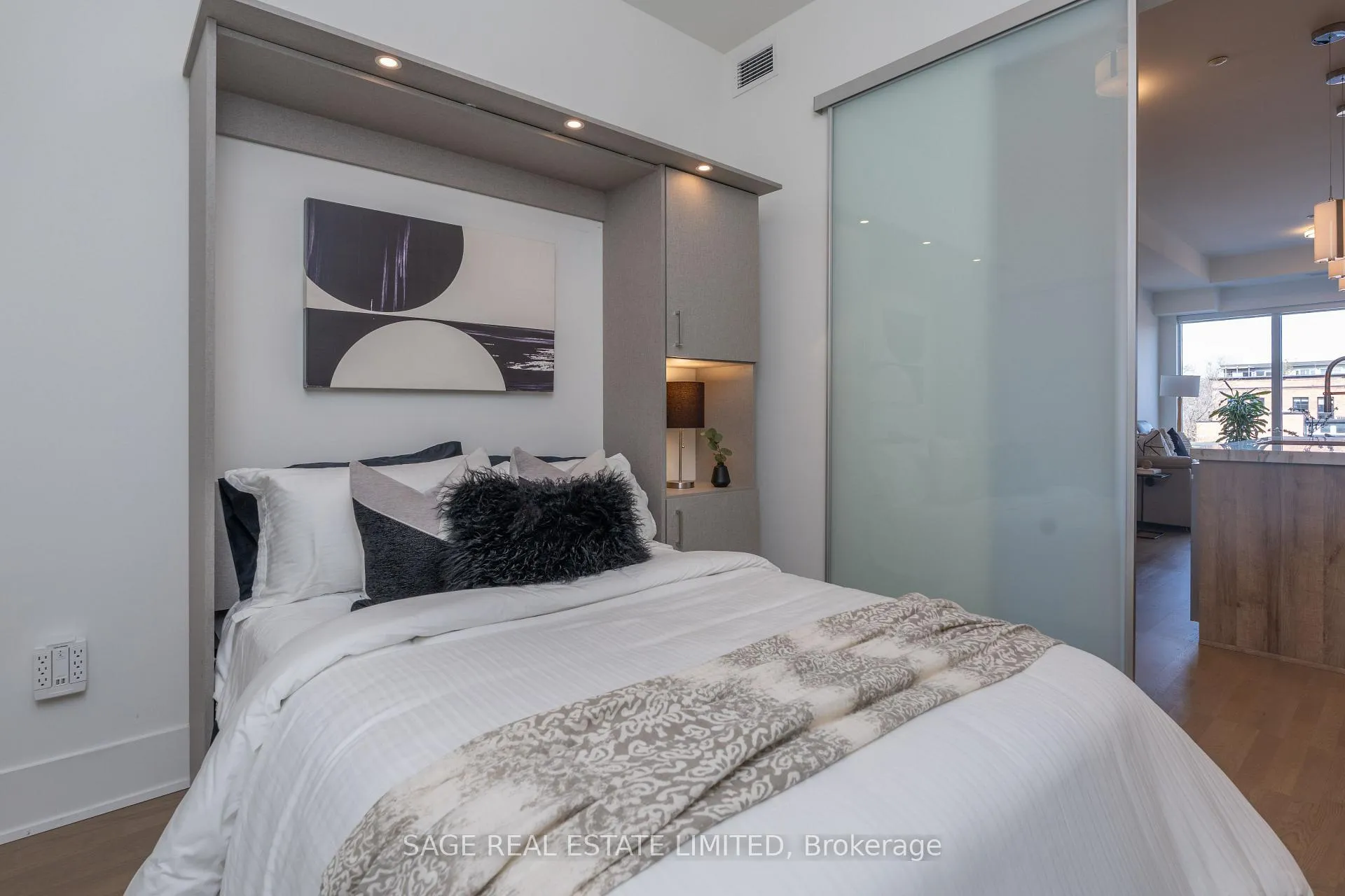 Photo 17 of Unit 405, 495 Logan Avenue, Toronto, North Riverdale — HOMEH