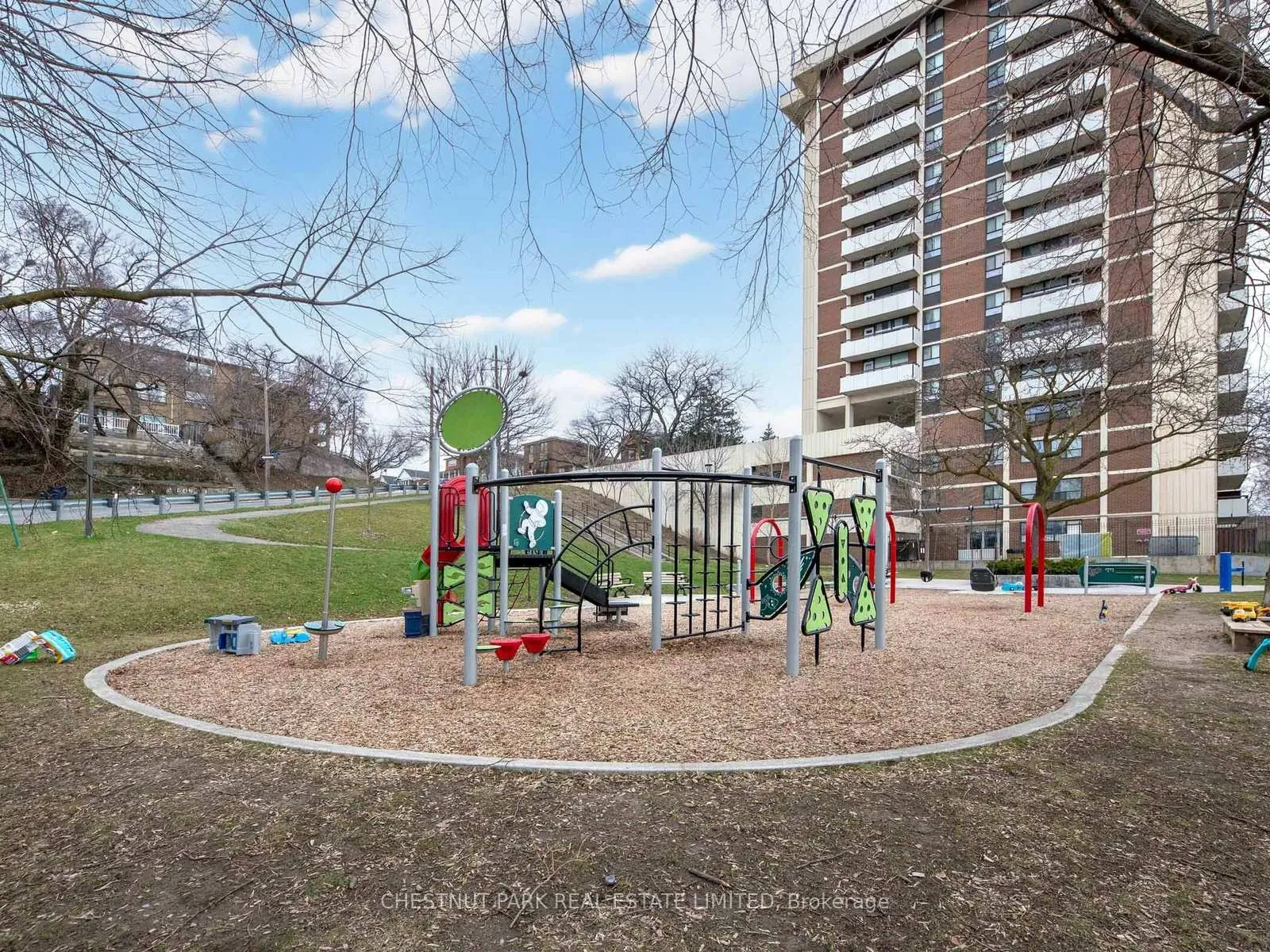 Photo 30 of Unit 1210, 541 Blackthorn Avenue, Toronto, Keelesdale-Eglinton West — HOMEH